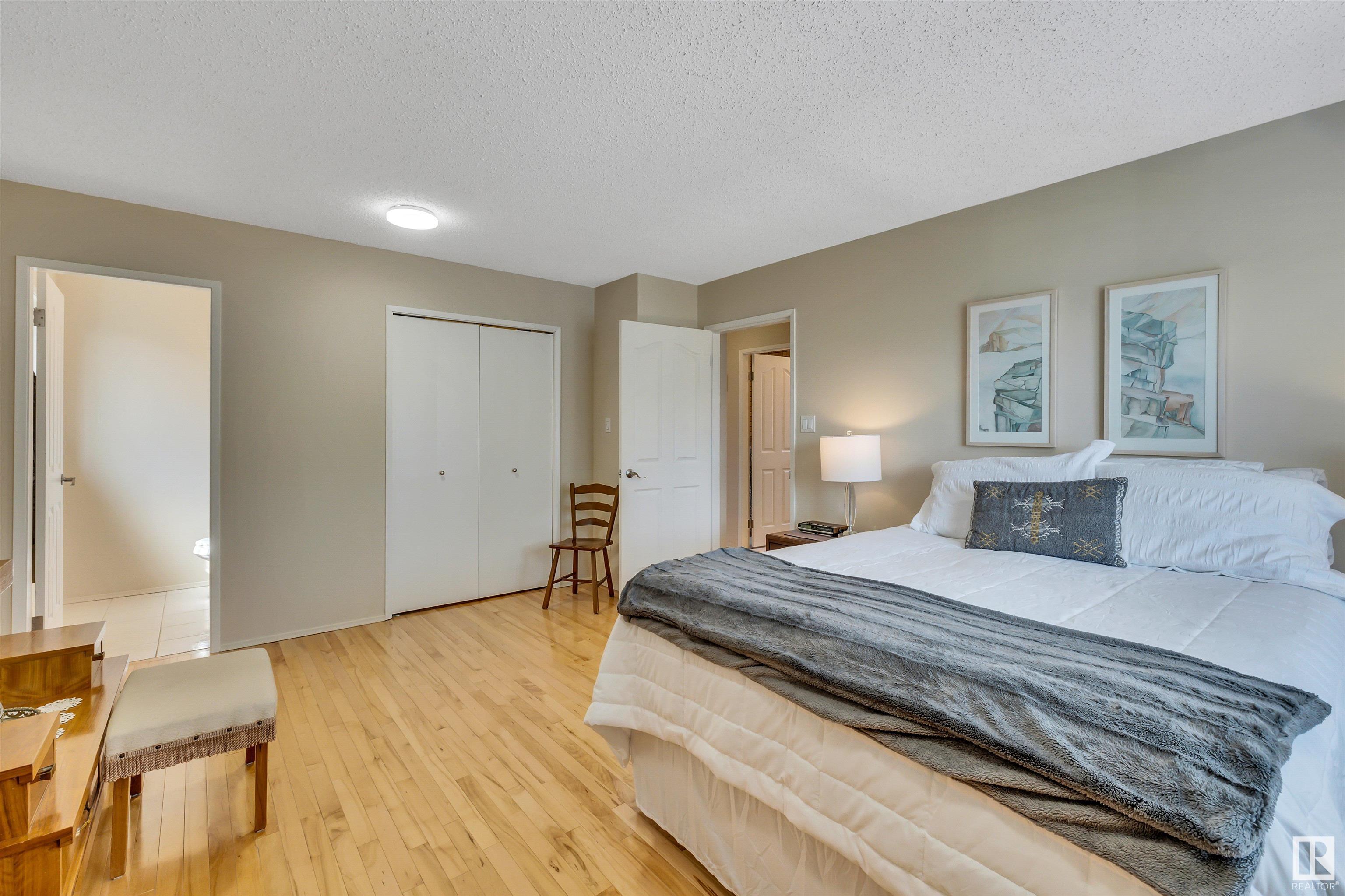      8212 Rowland RD NW , Edmonton,  ,T6A 3W9 ;  Listing Number: MLS E4416170
