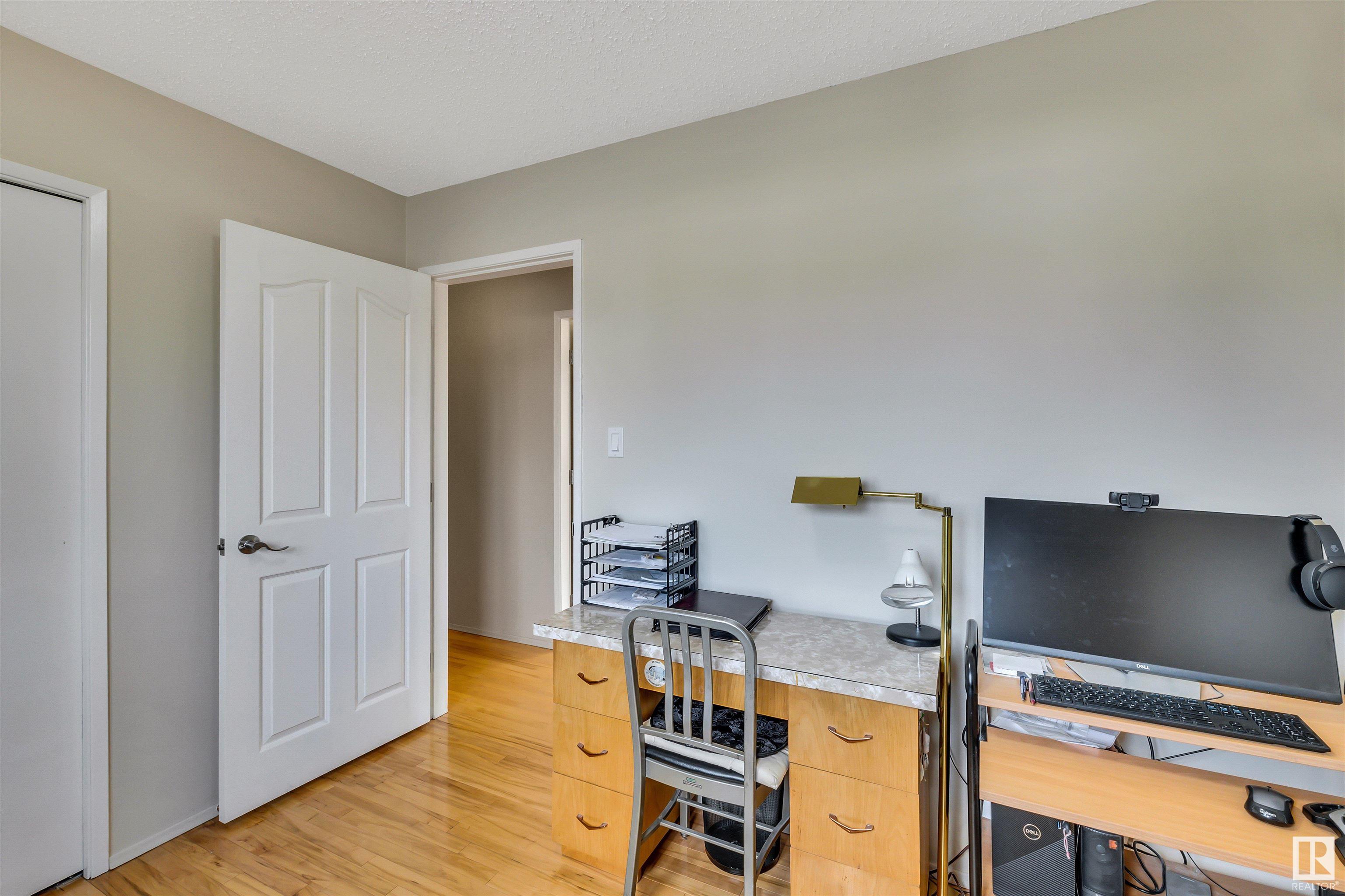      8212 Rowland RD NW , Edmonton,  ,T6A 3W9 ;  Listing Number: MLS E4416170