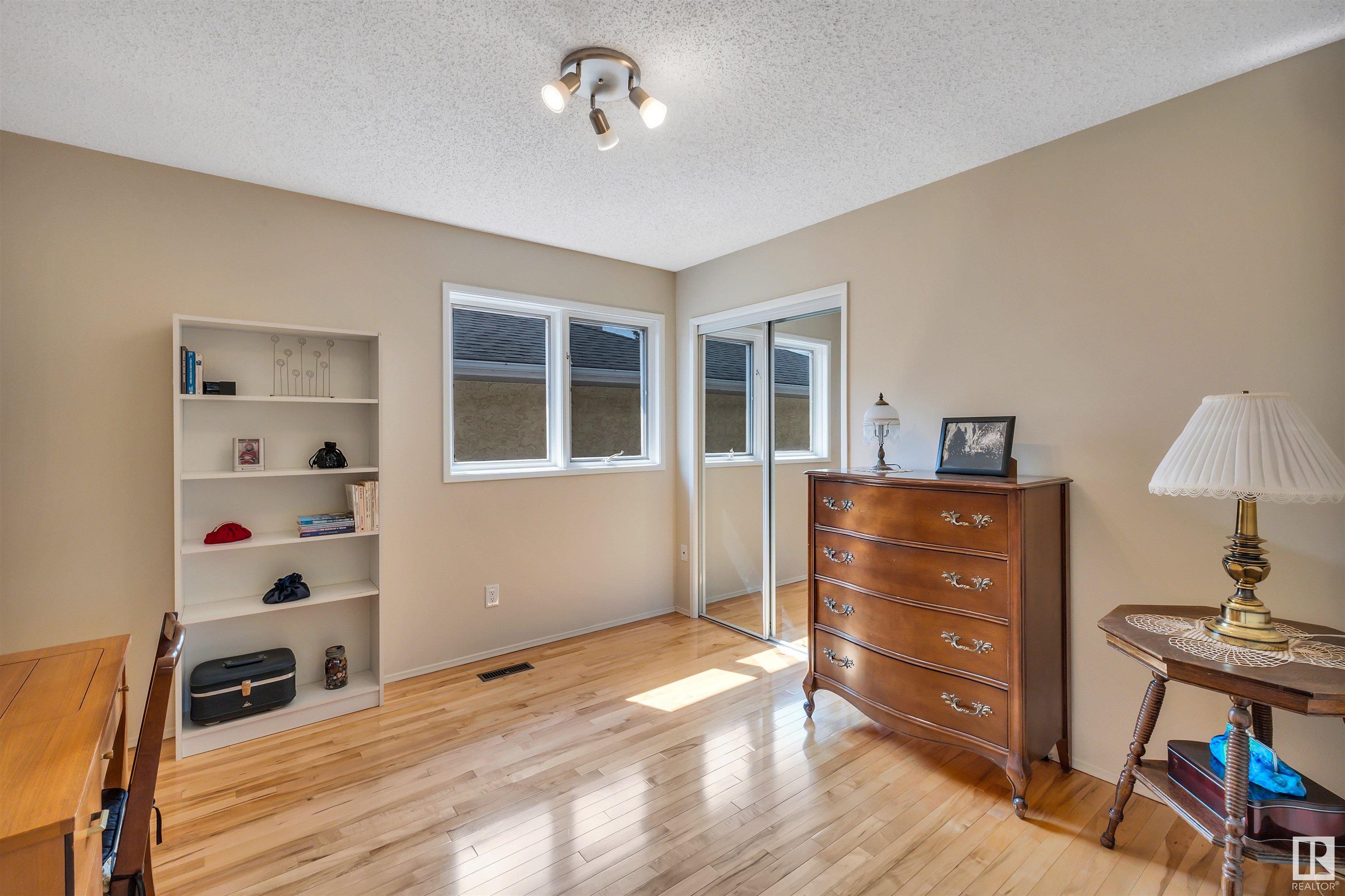      8212 Rowland RD NW , Edmonton,  ,T6A 3W9 ;  Listing Number: MLS E4416170