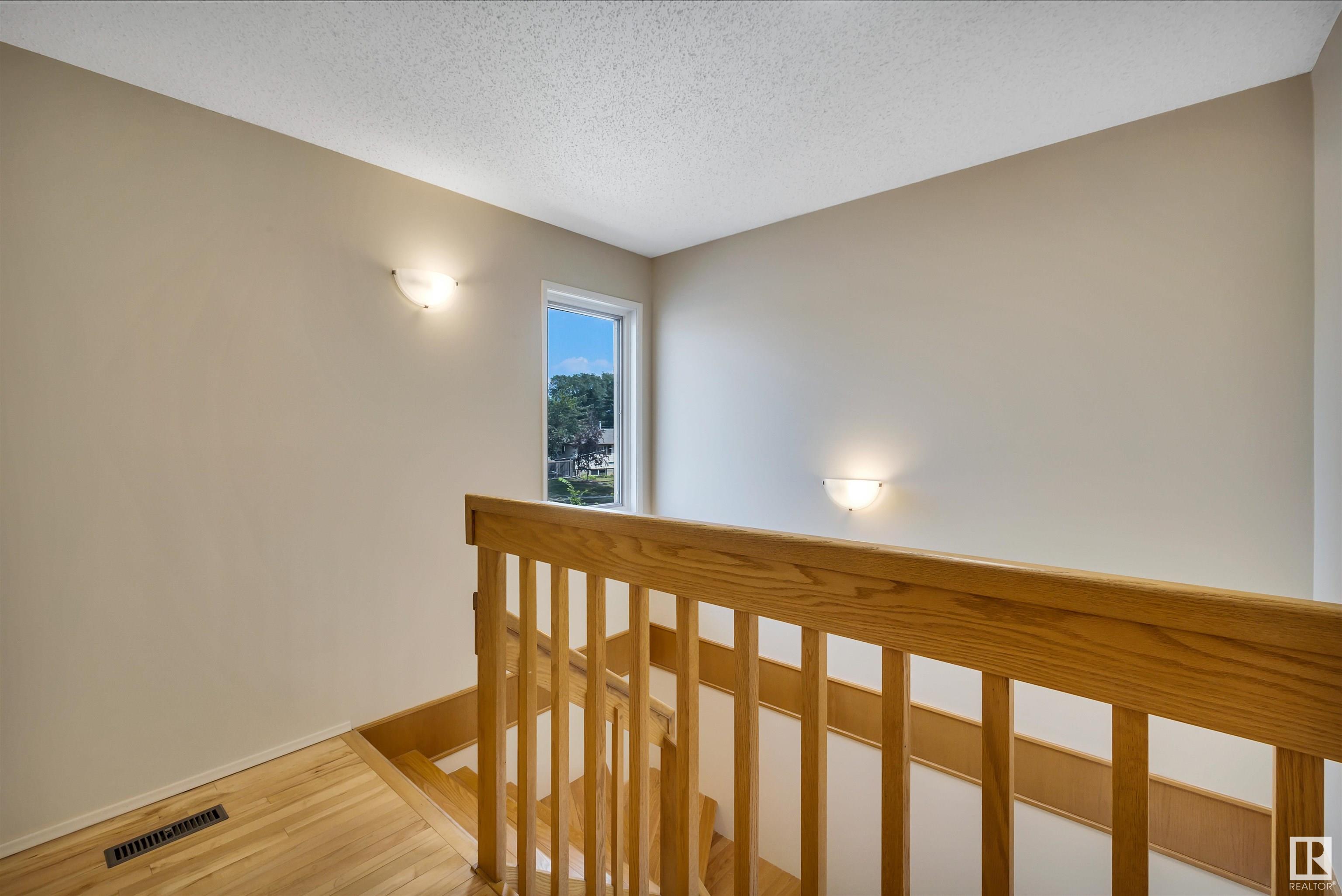      8212 Rowland RD NW , Edmonton,  ,T6A 3W9 ;  Listing Number: MLS E4416170