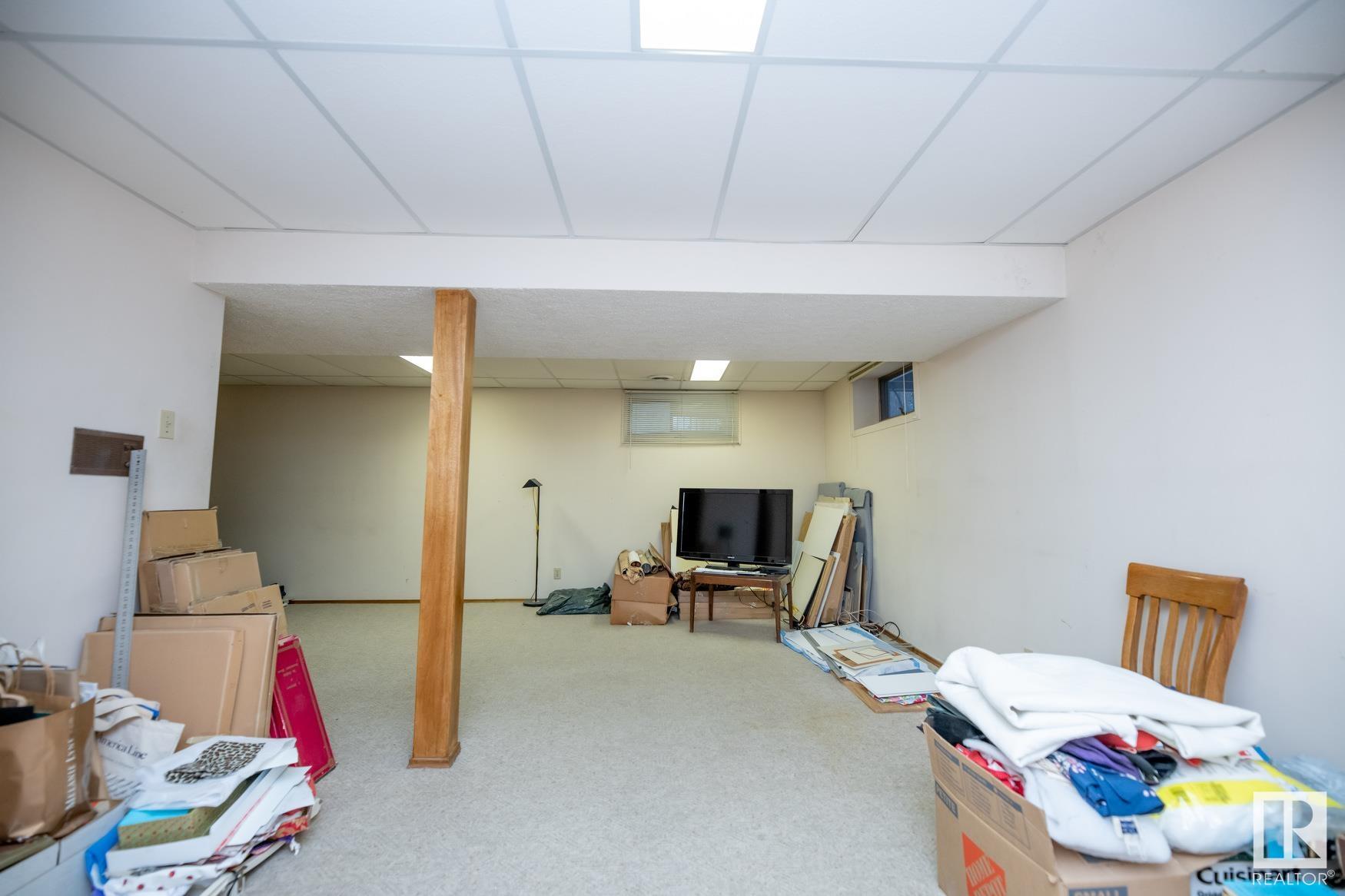      8212 Rowland RD NW , Edmonton,  ,T6A 3W9 ;  Listing Number: MLS E4416170