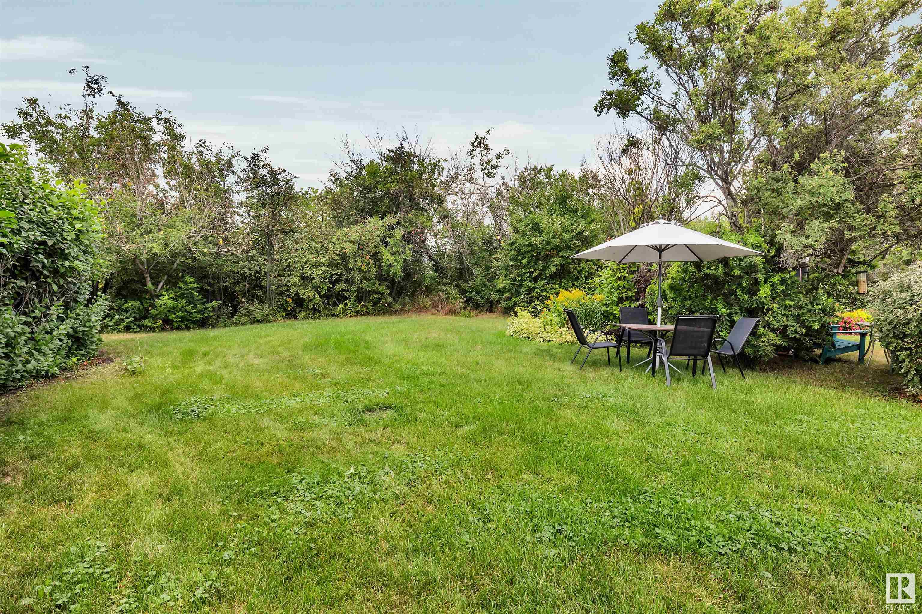     8212 Rowland RD NW , Edmonton,  ,T6A 3W9 ;  Listing Number: MLS E4416170