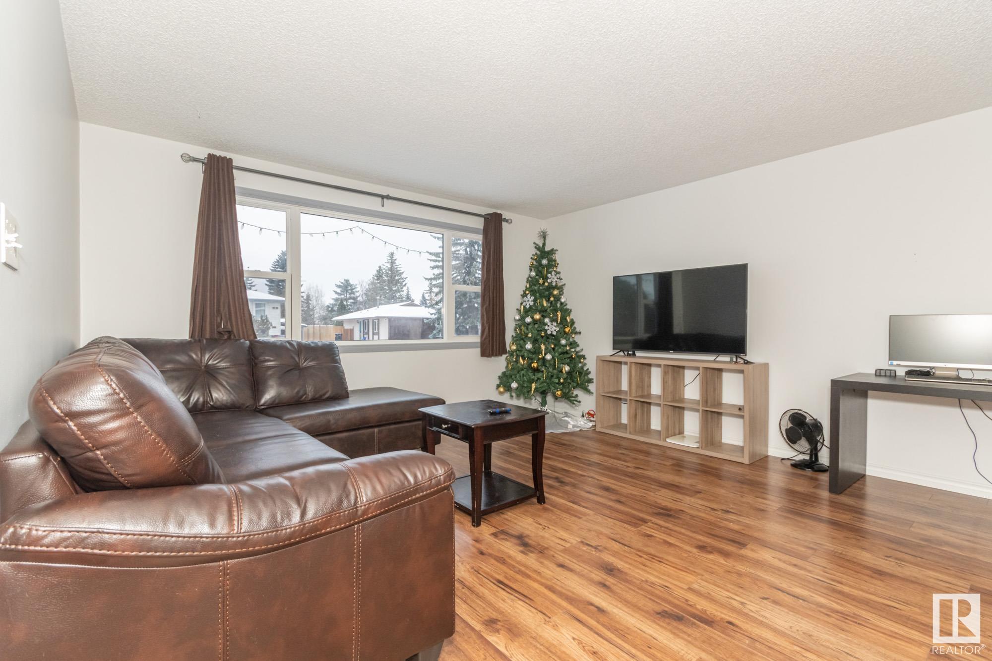      8715 27 AV NW , Edmonton,  ,T6K 2X3 ;  Listing Number: MLS E4416172