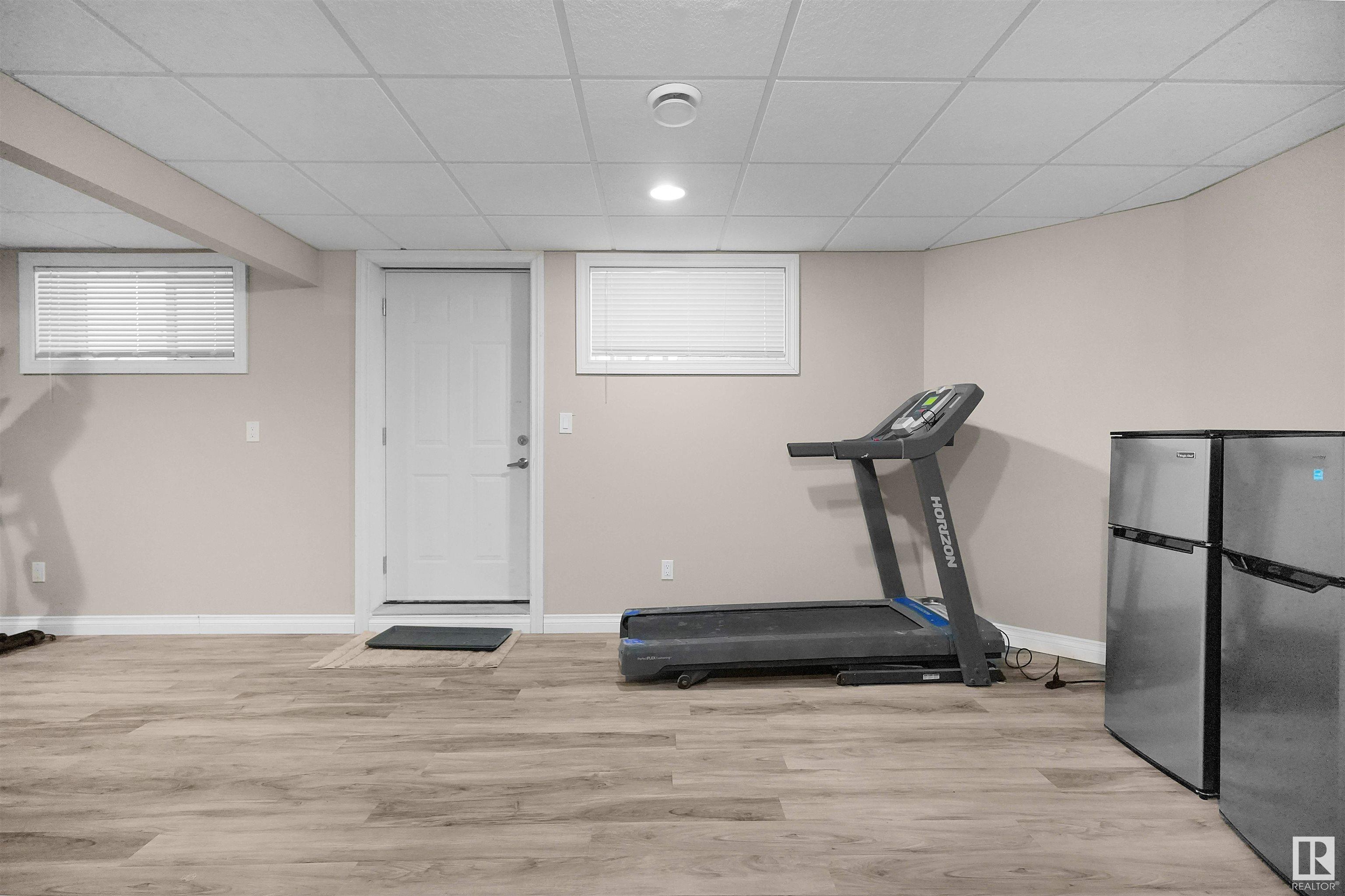      16210 47 ST NW , Edmonton,  ,T5Y 0G8 ;  Listing Number: MLS E4416175