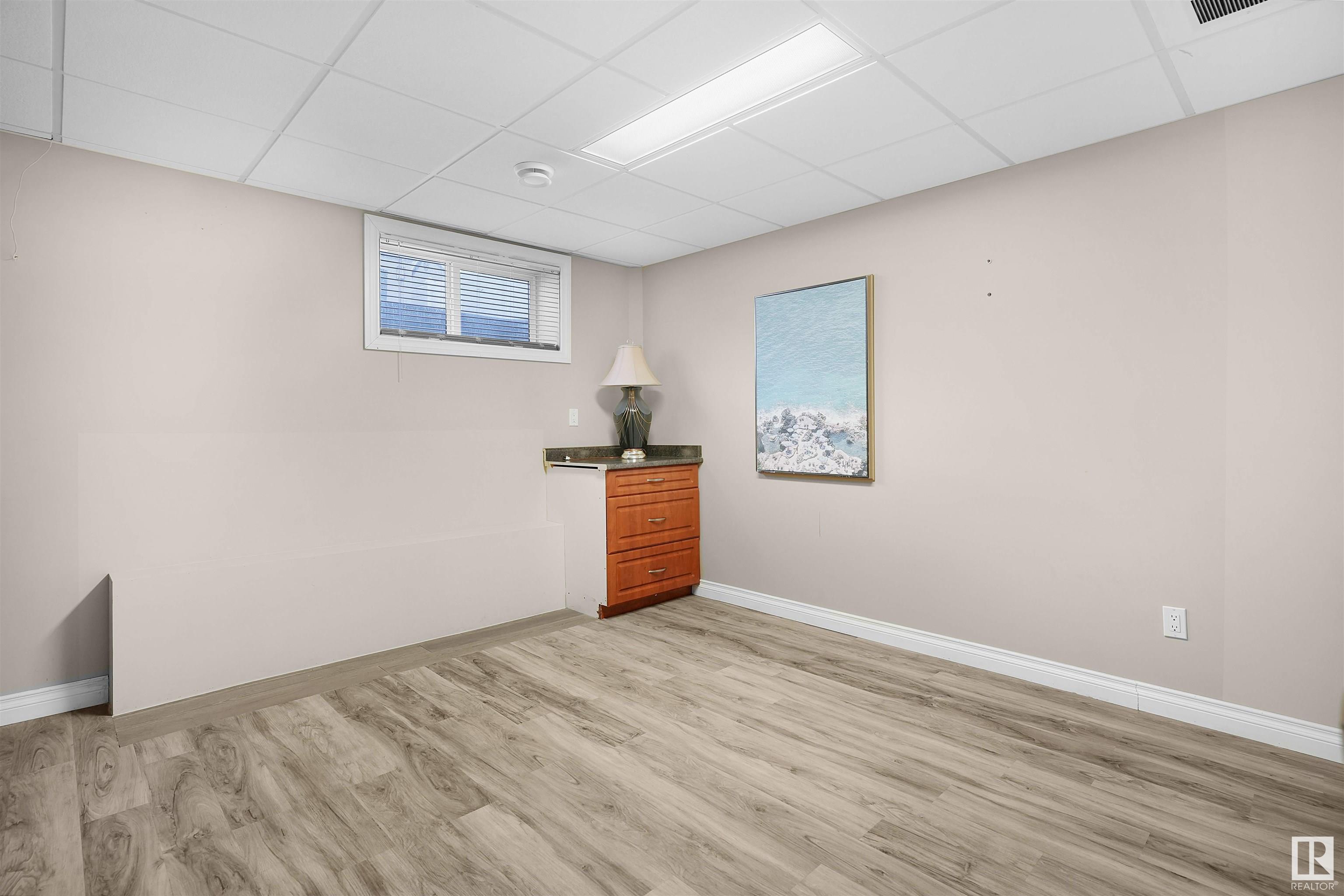      16210 47 ST NW , Edmonton,  ,T5Y 0G8 ;  Listing Number: MLS E4416175