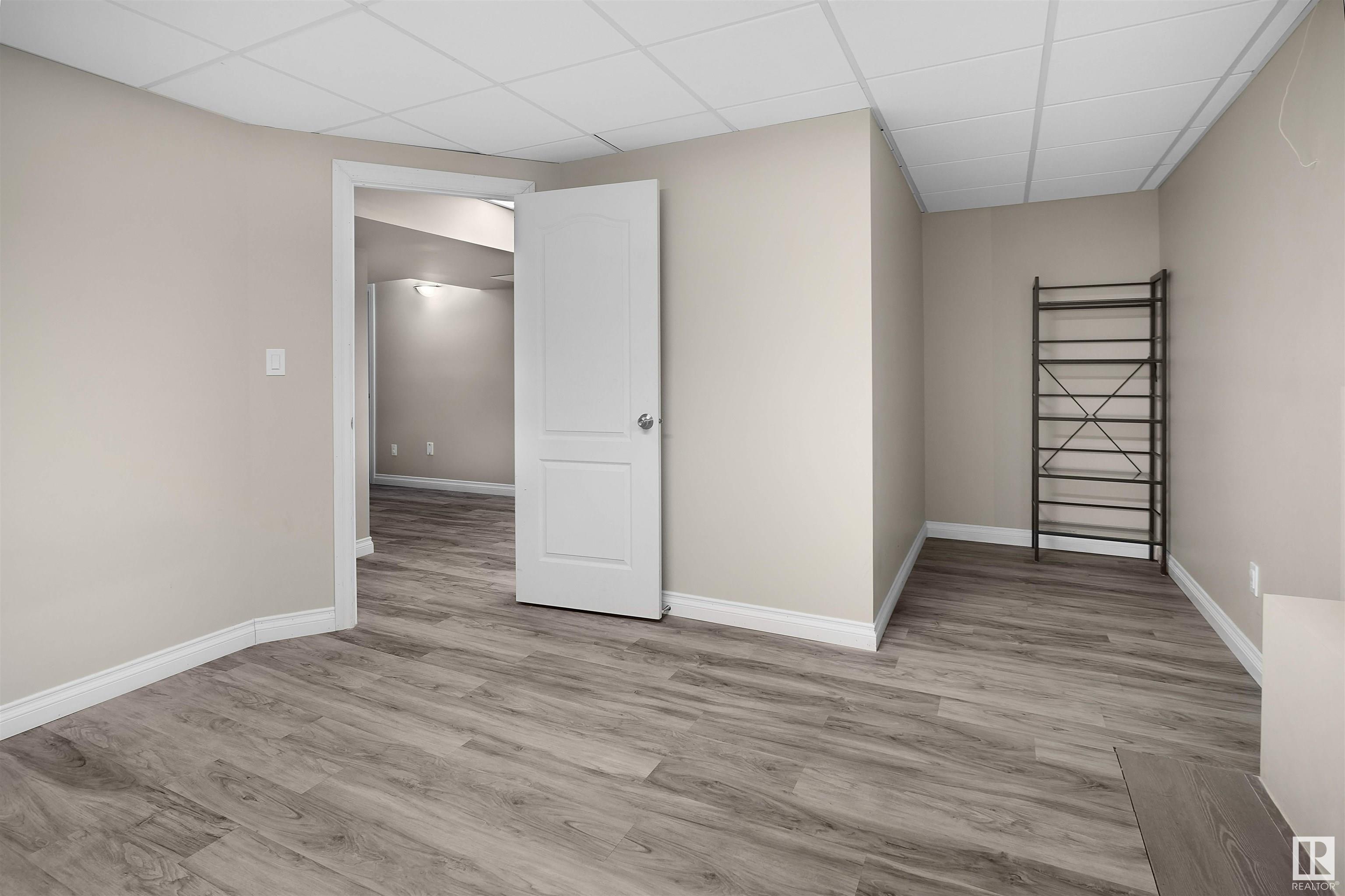      16210 47 ST NW , Edmonton,  ,T5Y 0G8 ;  Listing Number: MLS E4416175