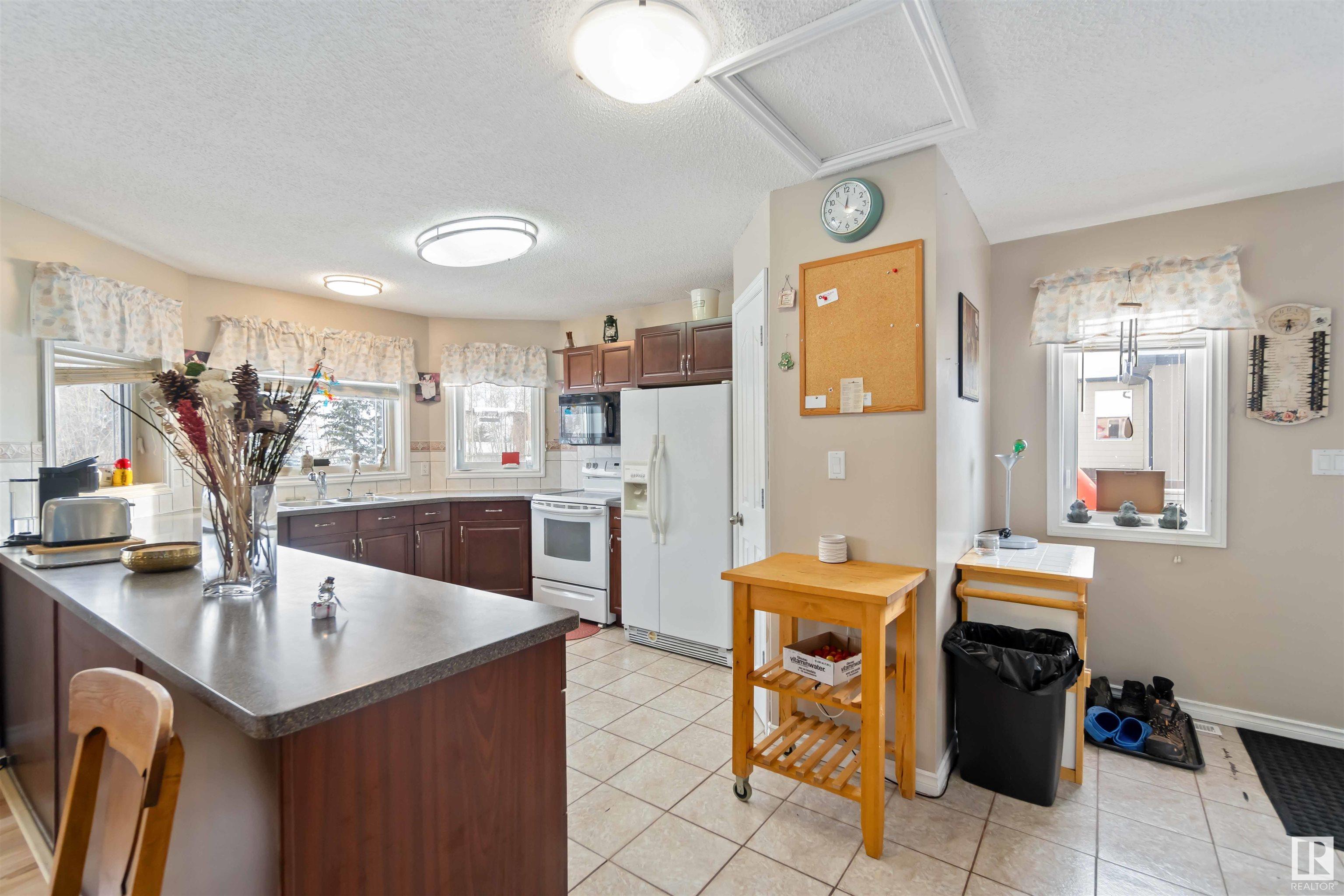      5306 Everett Road , Rural Lac Ste. Anne County,  ,T0E 1V0 ;  Listing Number: MLS E4416189