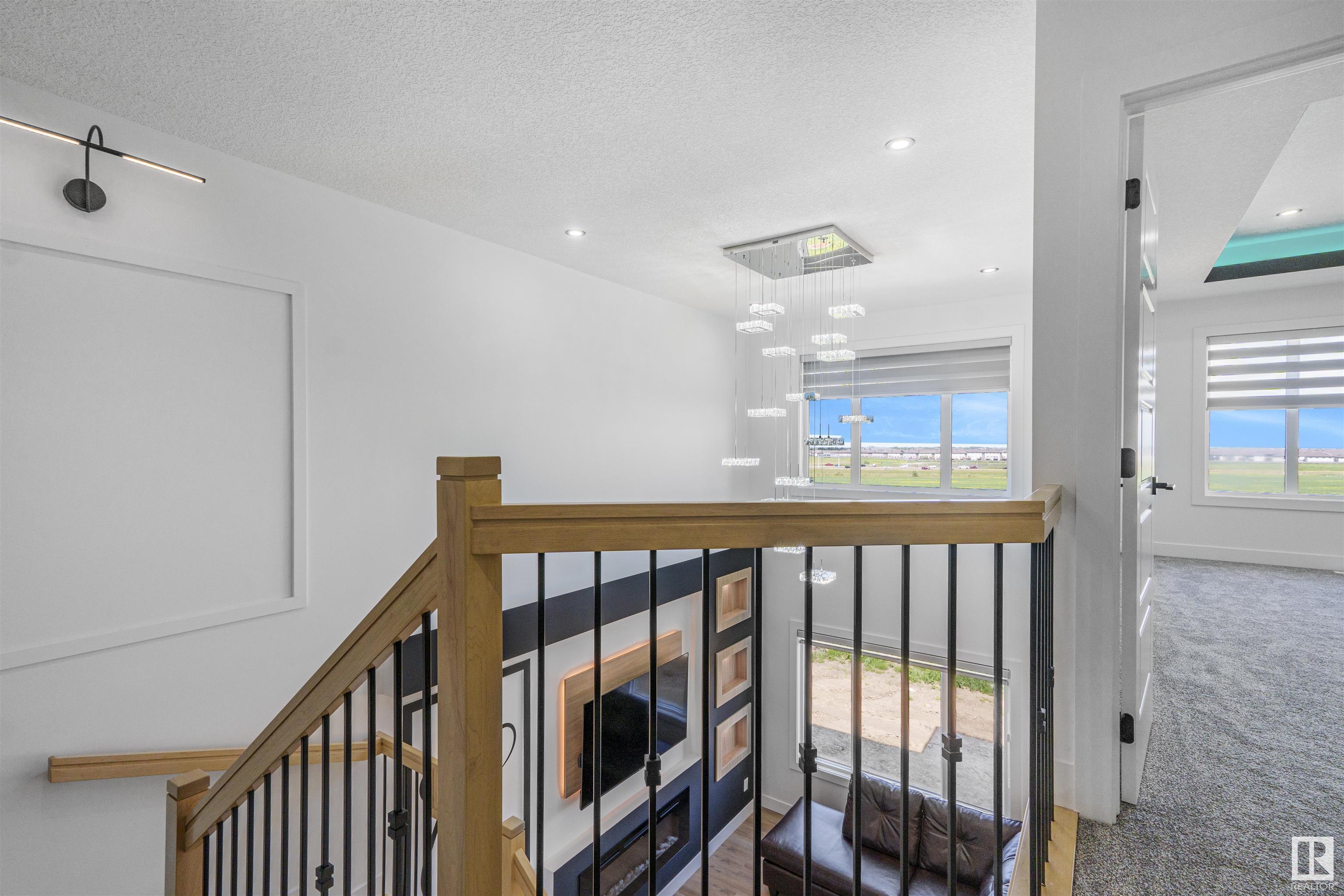      2920 1 AV SW , Edmonton,  ,T6X 3E2 ;  Listing Number: MLS E4416193