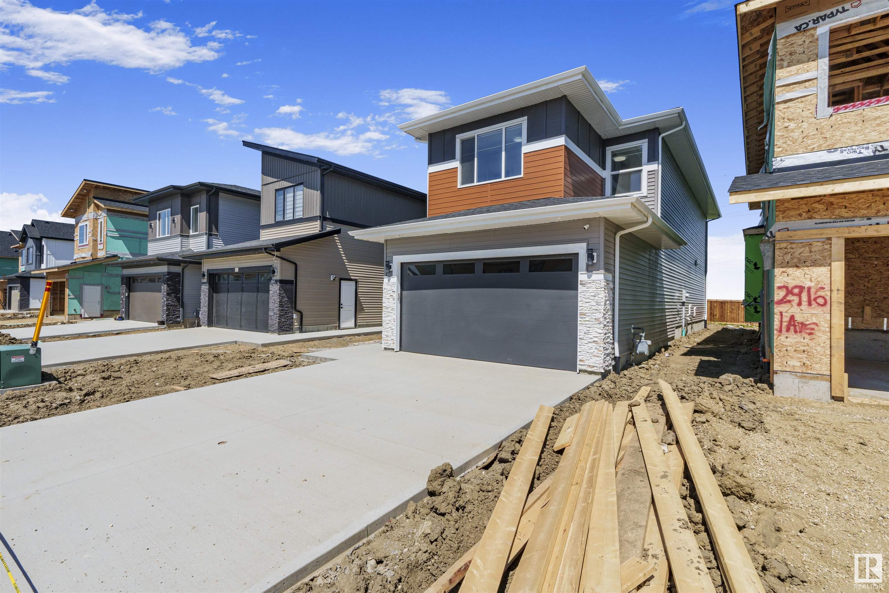      2920 1 AV SW , Edmonton,  ,T6X 3E2 ;  Listing Number: MLS E4416193