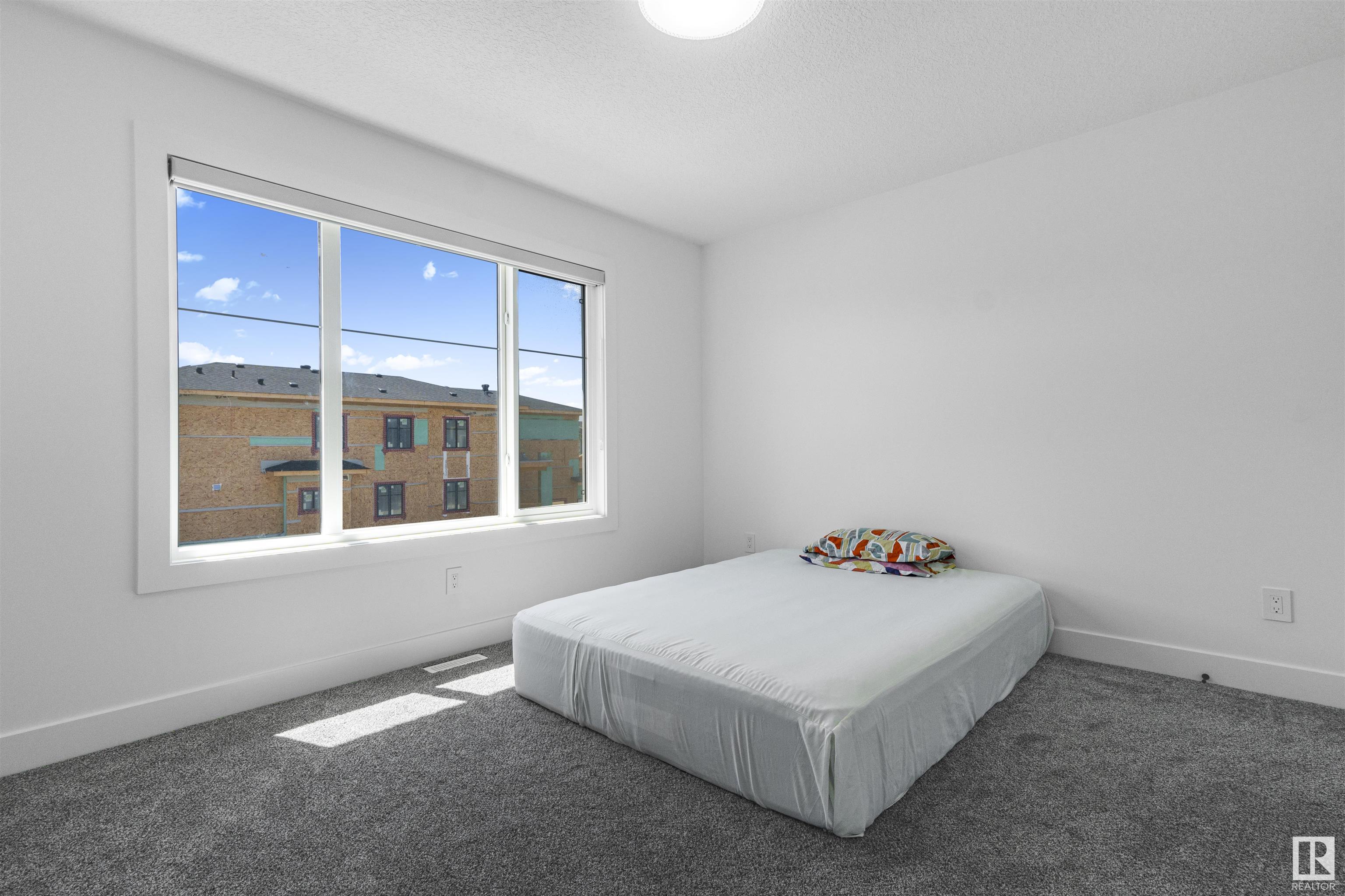      2920 1 AV SW , Edmonton,  ,T6X 3E2 ;  Listing Number: MLS E4416193