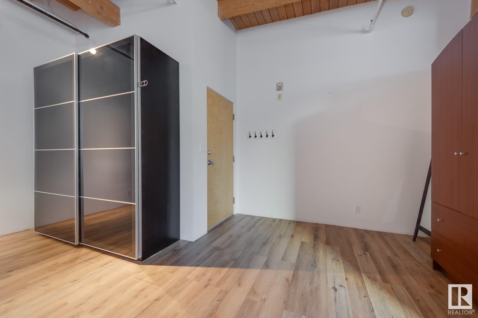      #218 10309 107 ST NW , Edmonton,  ,T5J 1K3 ;  Listing Number: MLS E4416214