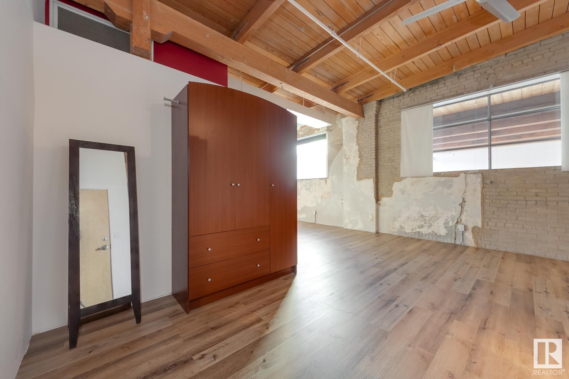      #218 10309 107 ST NW , Edmonton,  ,T5J 1K3 ;  Listing Number: MLS E4416214