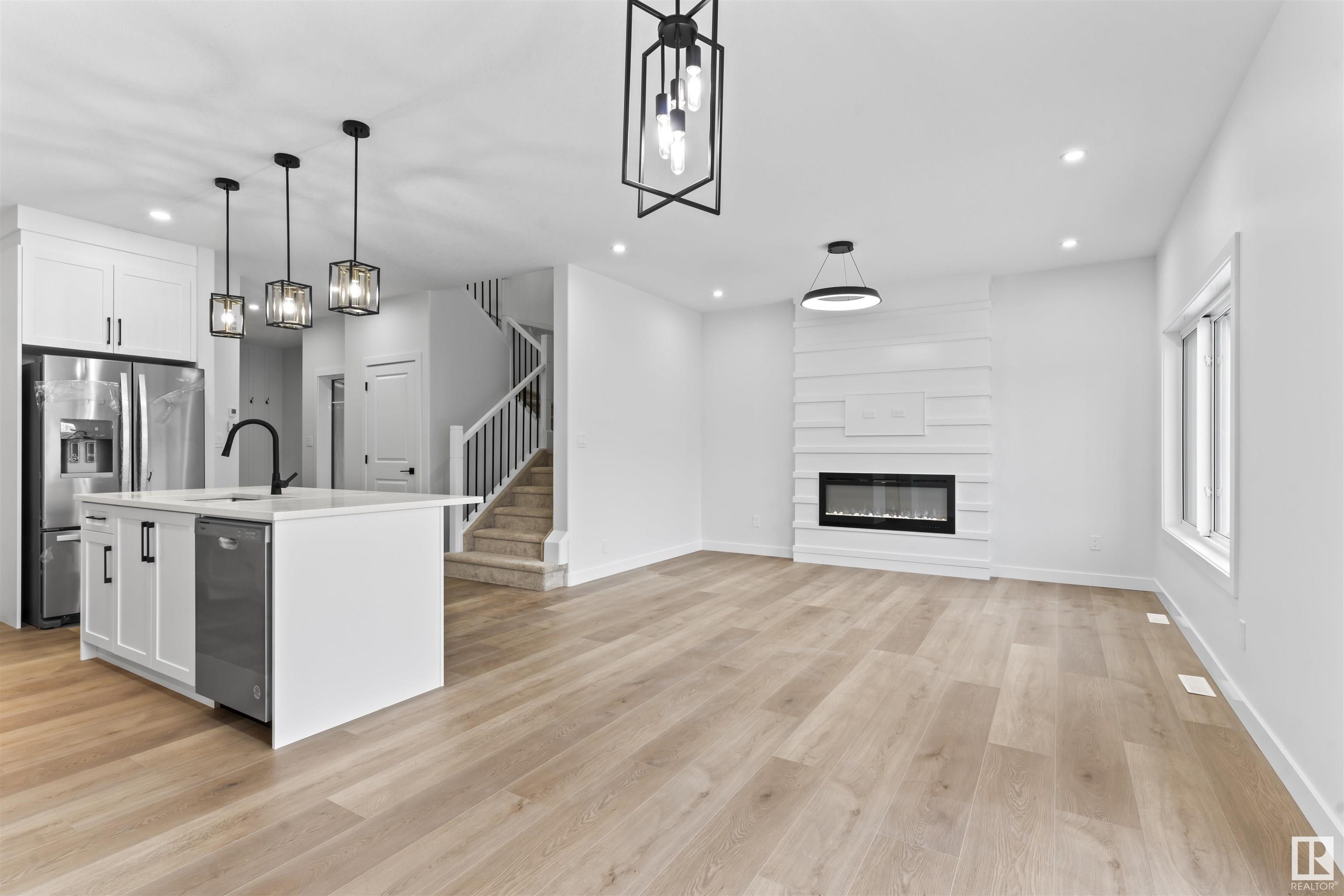      213 Kettyl Court , Leduc,  ,T9E 1B6 ;  Listing Number: MLS E4416256