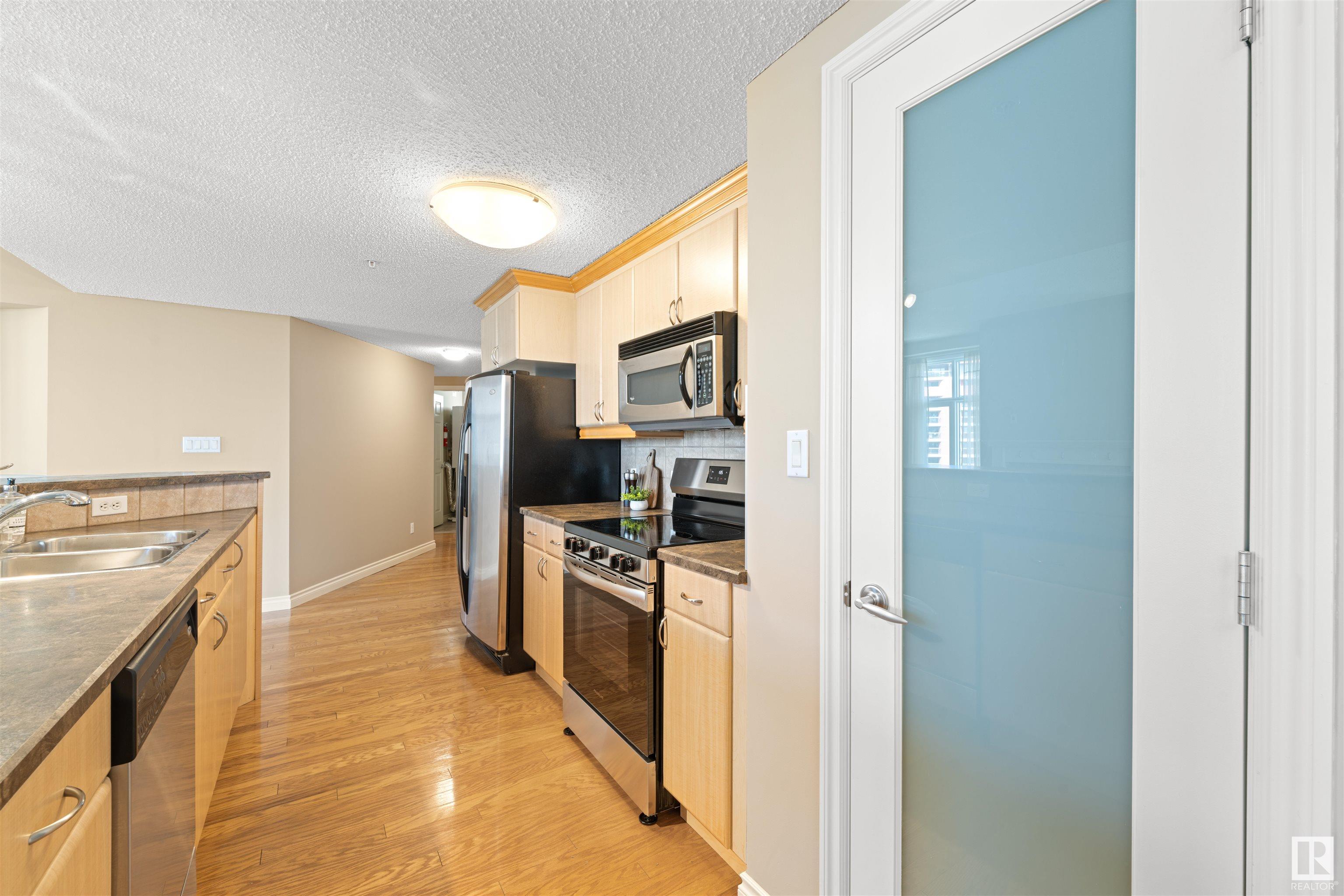      #1401 9020 JASPER AV NW , Edmonton,  ,T5H 3S8 ;  Listing Number: MLS E4416267