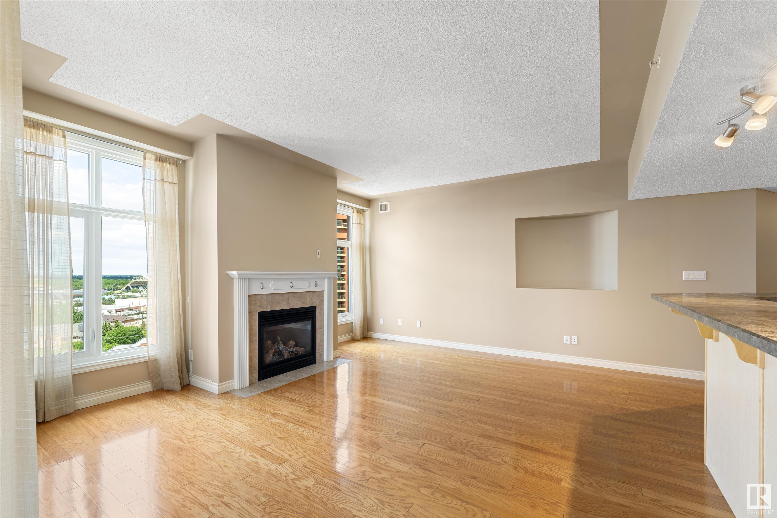      #1401 9020 JASPER AV NW , Edmonton,  ,T5H 3S8 ;  Listing Number: MLS E4416267