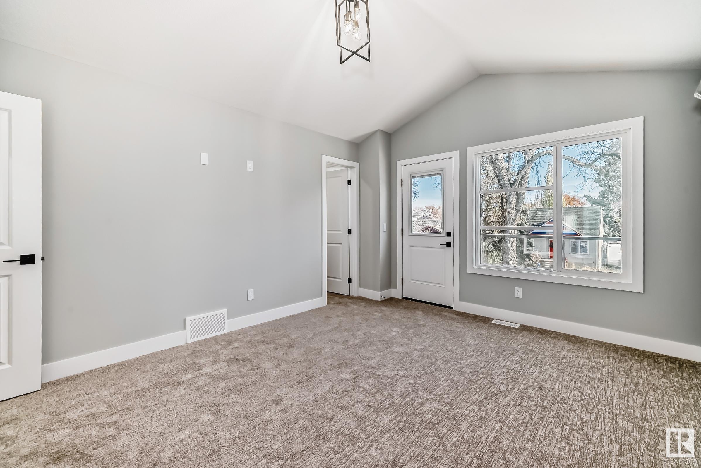      12110 123 ST NW , Edmonton,  ,T5L 0H3 ;  Listing Number: MLS E4416291