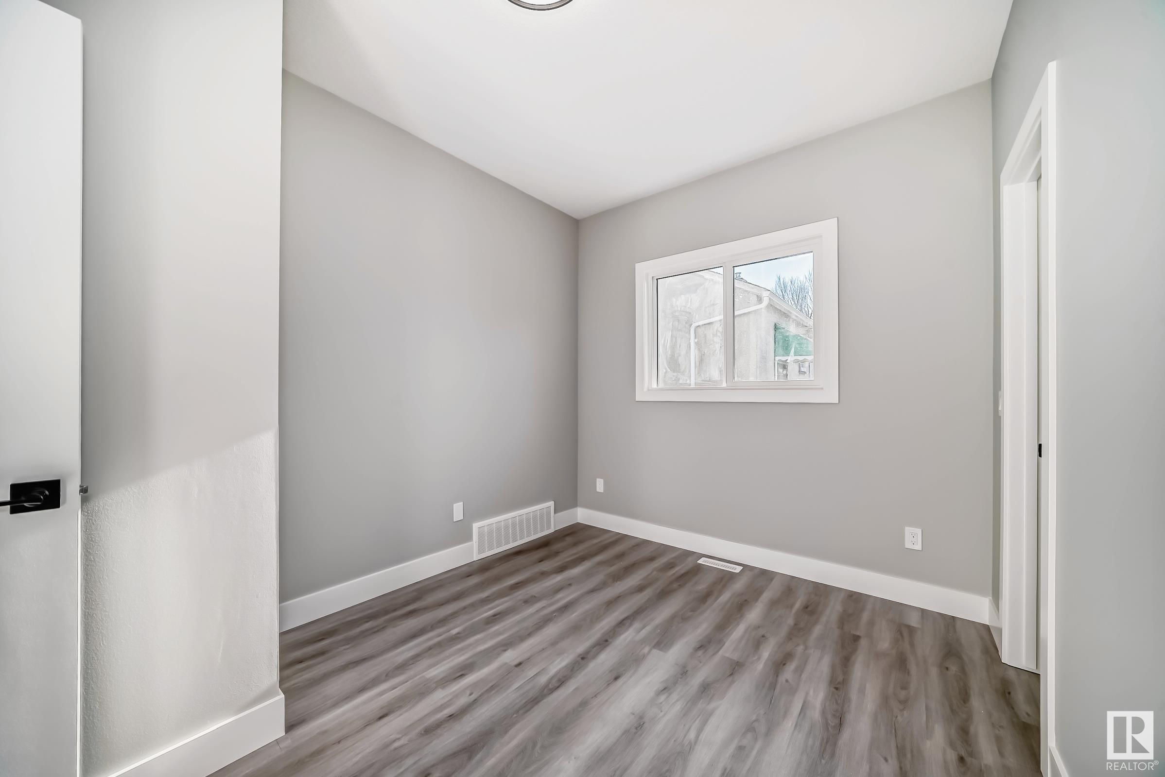      12110 123 ST NW , Edmonton,  ,T5L 0H3 ;  Listing Number: MLS E4416291