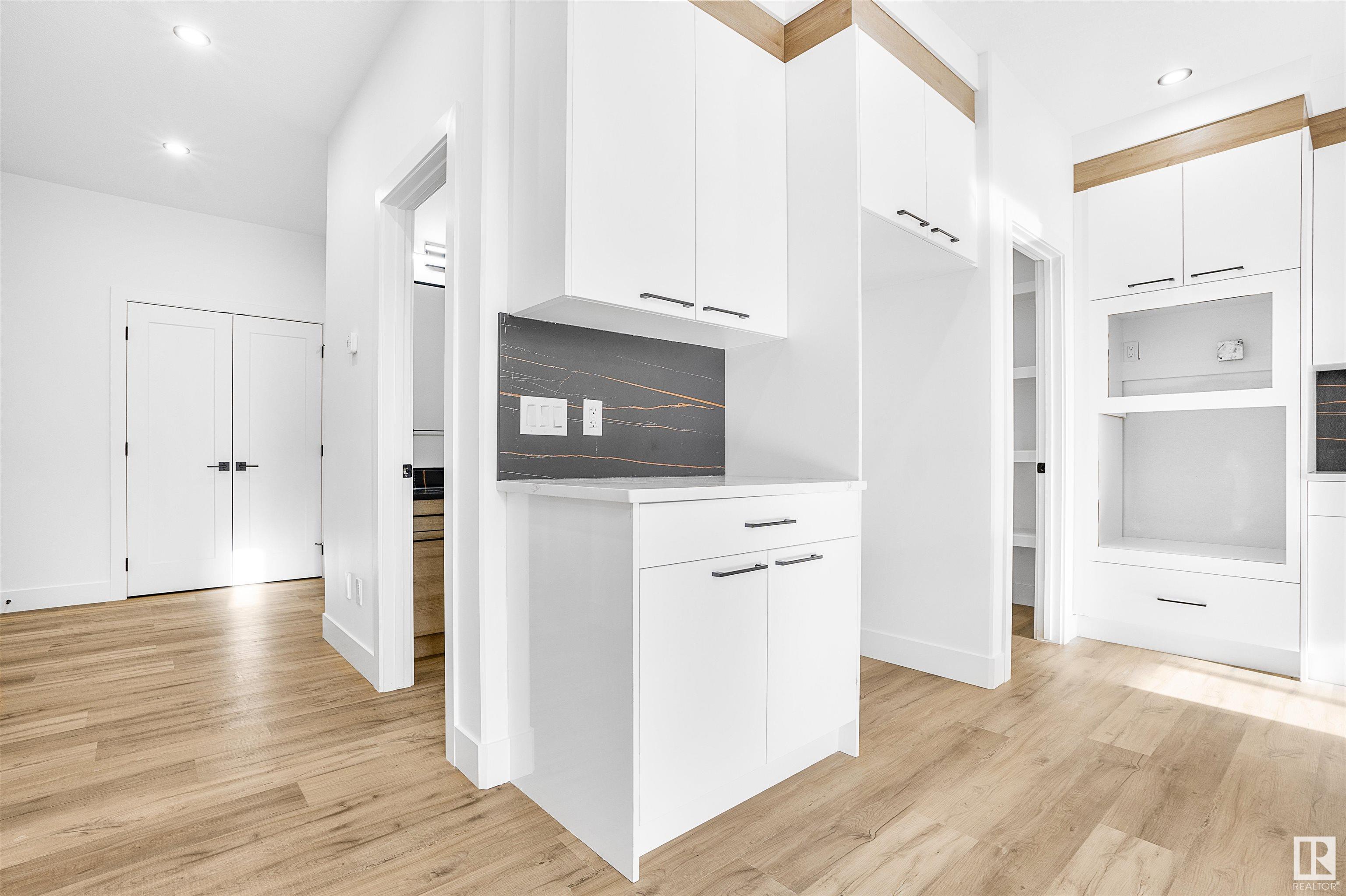      1780 WESTERRA LO , Stony Plain,  ,T7Z 0L8 ;  Listing Number: MLS E4416319