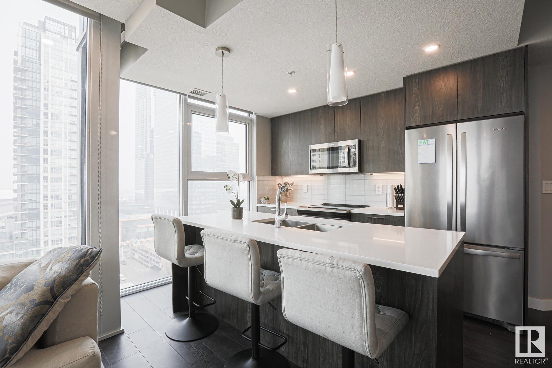      #1602 10180 103 ST NW , Edmonton,  ,T5J 0L1 ;  Listing Number: MLS E4416326