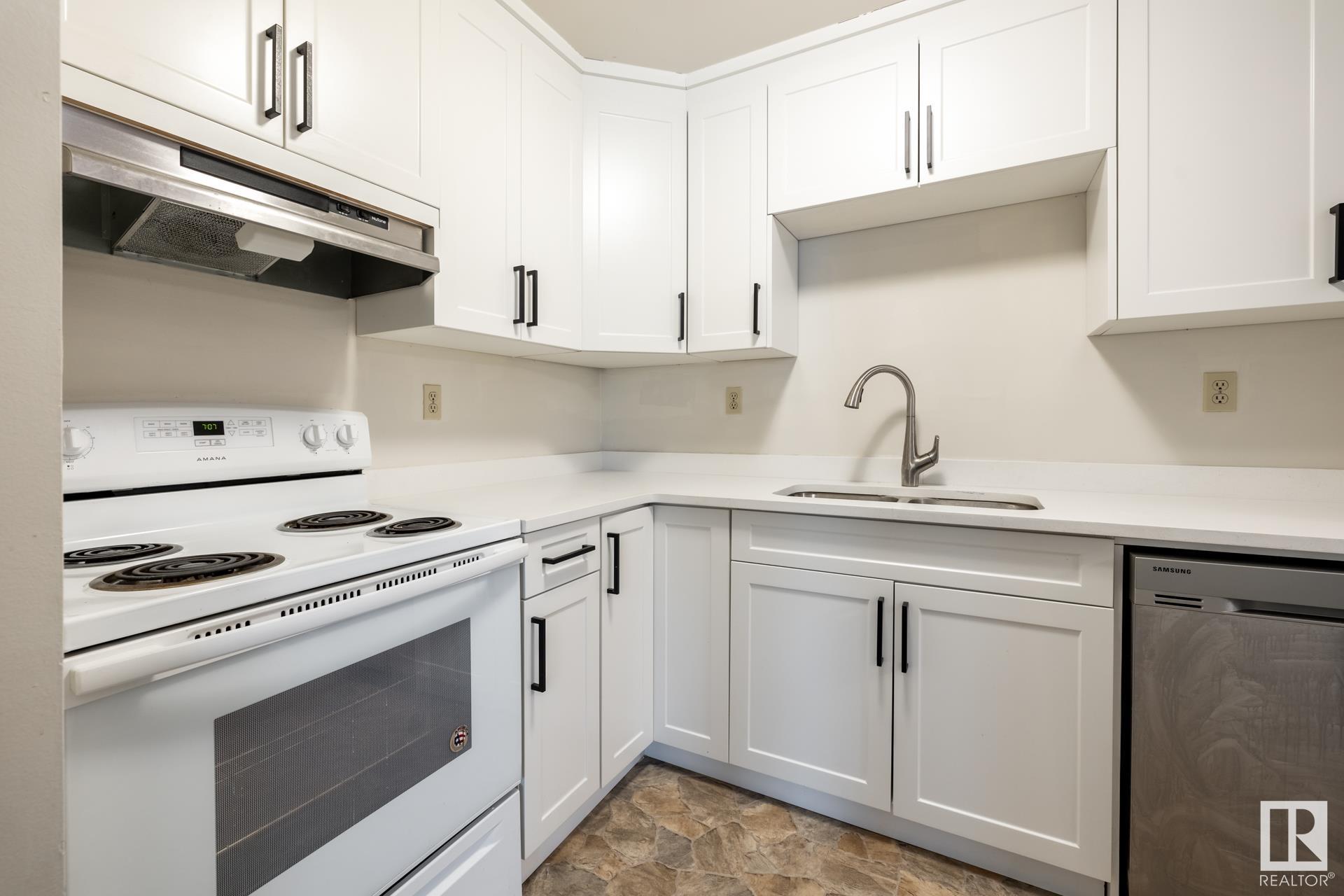      #603 10145 109 ST NW , Edmonton,  ,T5J 3M5 ;  Listing Number: MLS E4416330