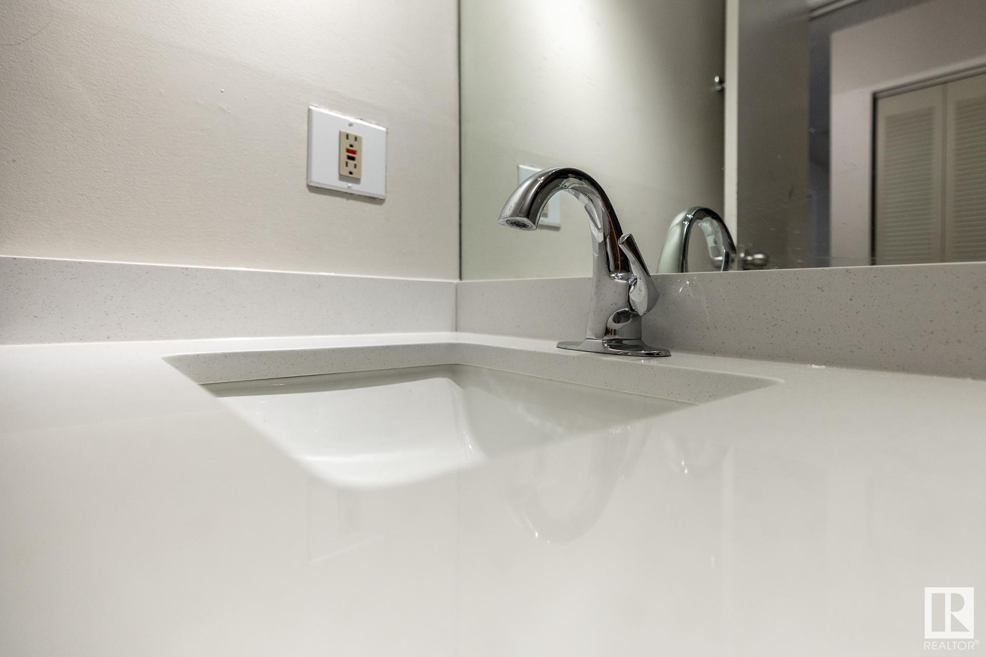      #603 10145 109 ST NW , Edmonton,  ,T5J 3M5 ;  Listing Number: MLS E4416330