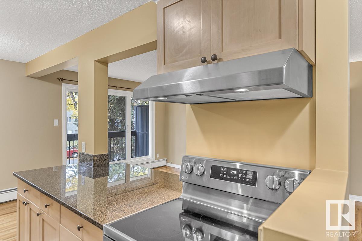      #211 11217 103 AV NW , Edmonton,  ,T5K 2V9 ;  Listing Number: MLS E4416337