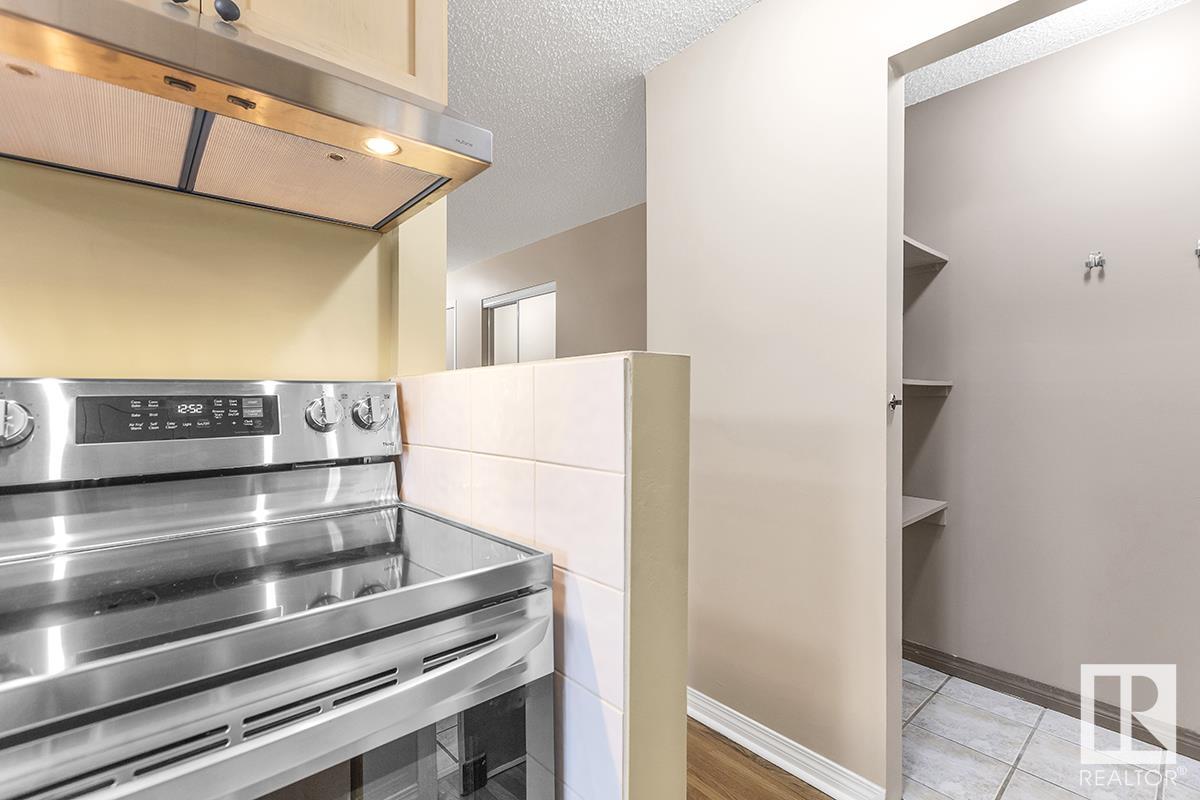      #211 11217 103 AV NW , Edmonton,  ,T5K 2V9 ;  Listing Number: MLS E4416337