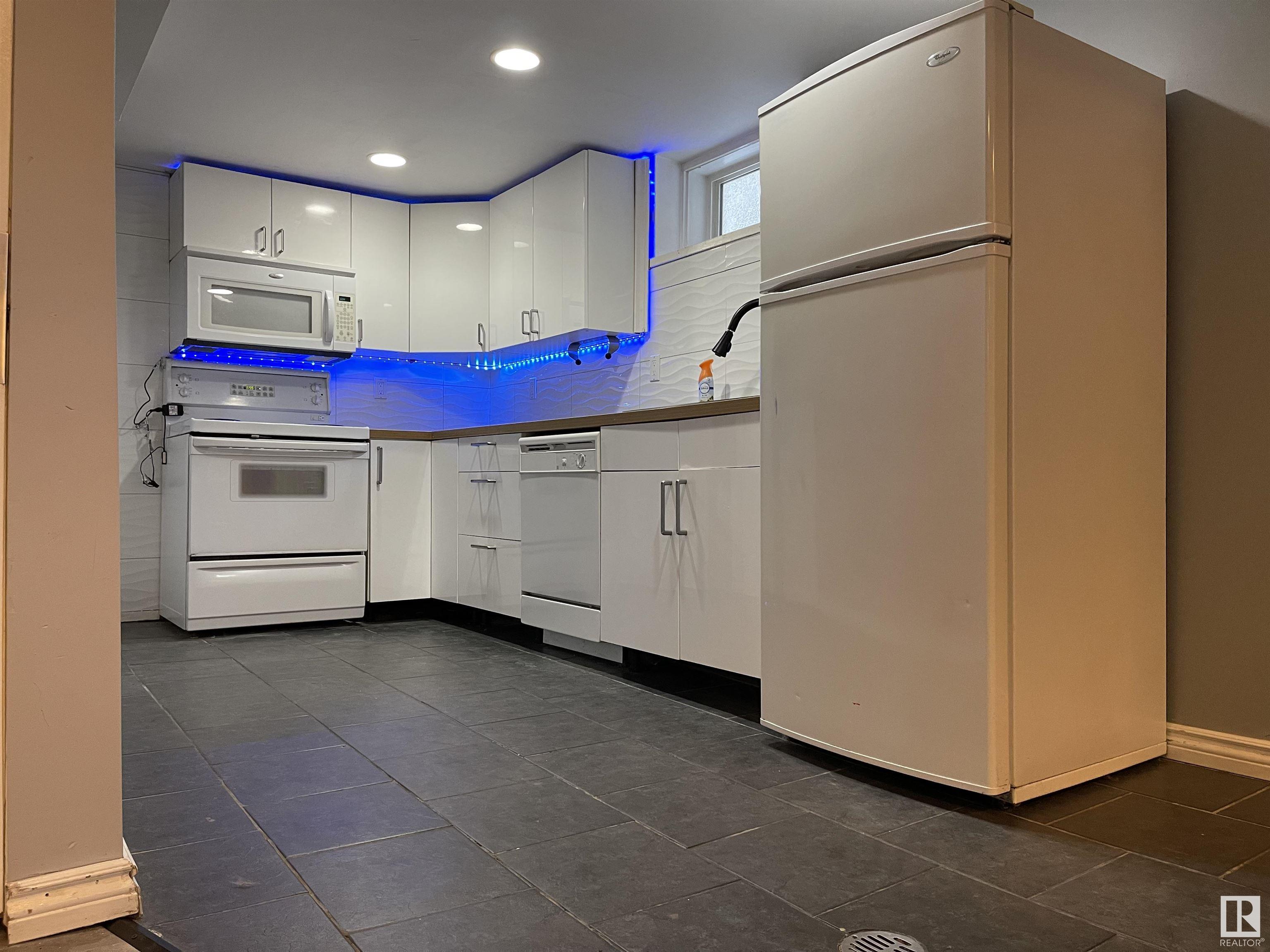      10510 79 AV NW , Edmonton,  ,T6E 1R8 ;  Listing Number: MLS E4416339