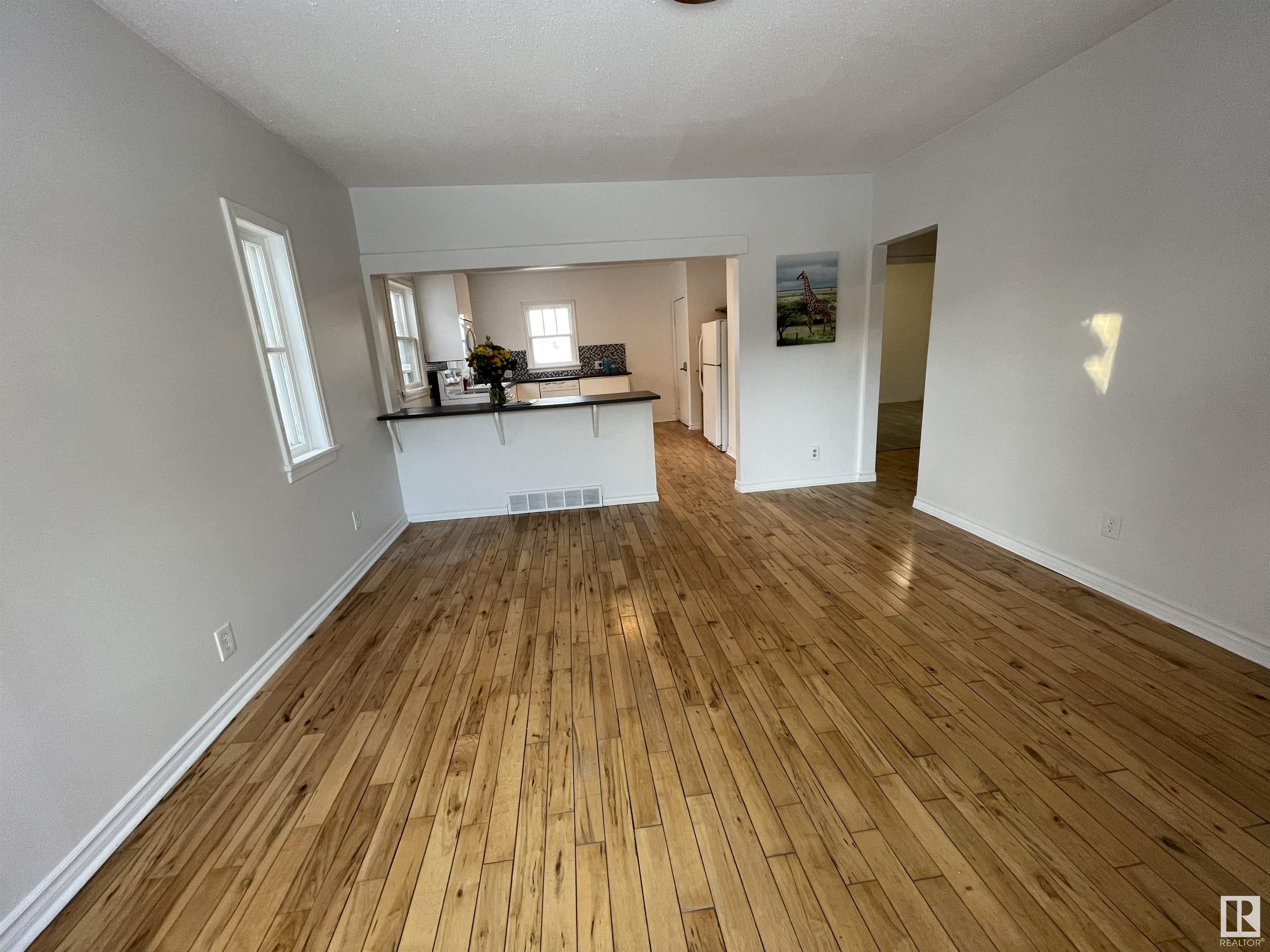      10510 79 AV NW , Edmonton,  ,T6E 1R8 ;  Listing Number: MLS E4416339