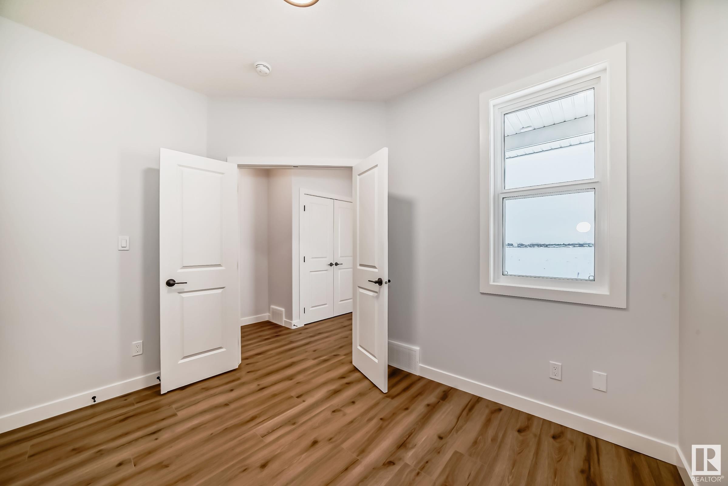     352 Bluff CV , Leduc,  ,T9E 1S2 ;  Listing Number: MLS E4416346
