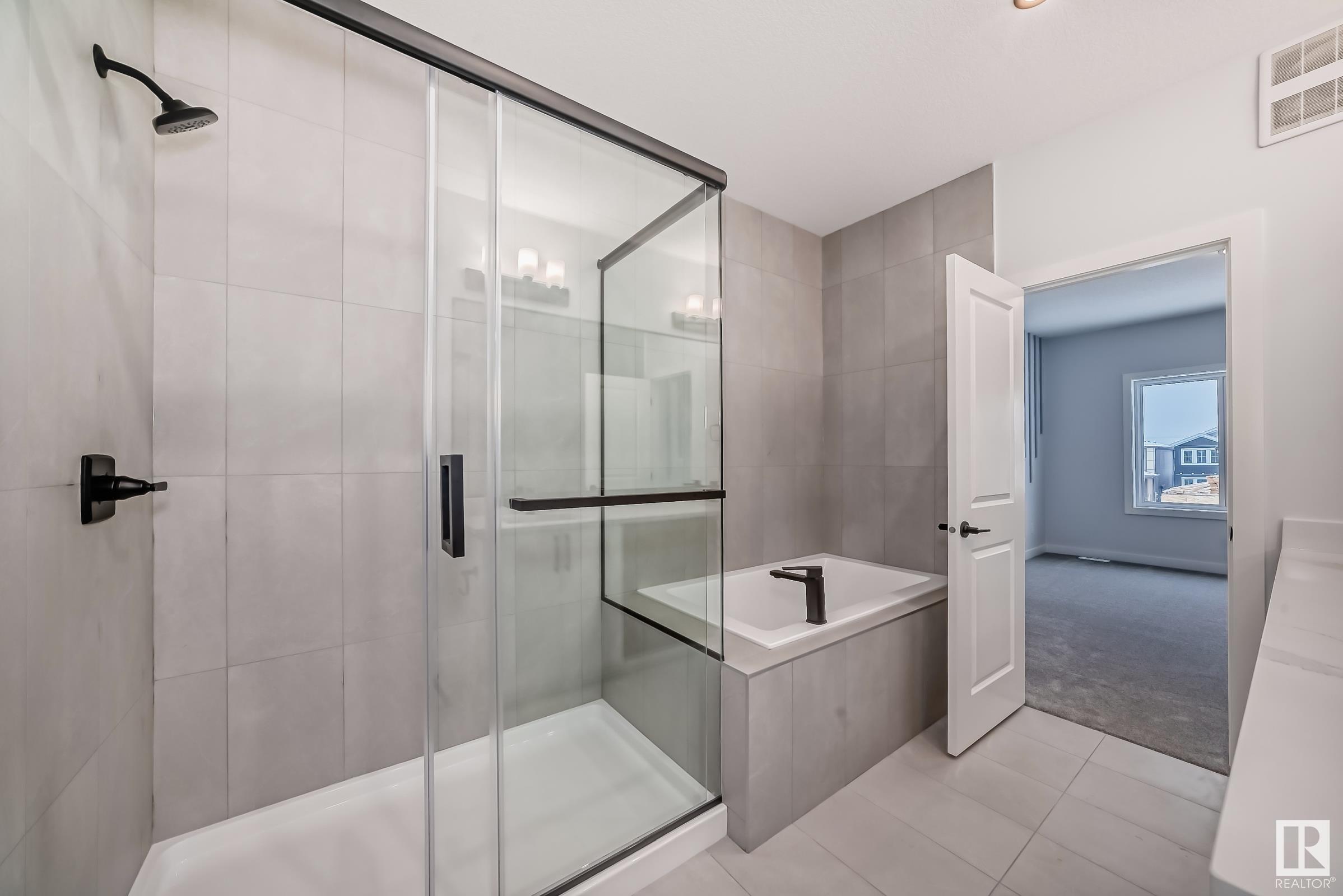      352 Bluff CV , Leduc,  ,T9E 1S2 ;  Listing Number: MLS E4416346