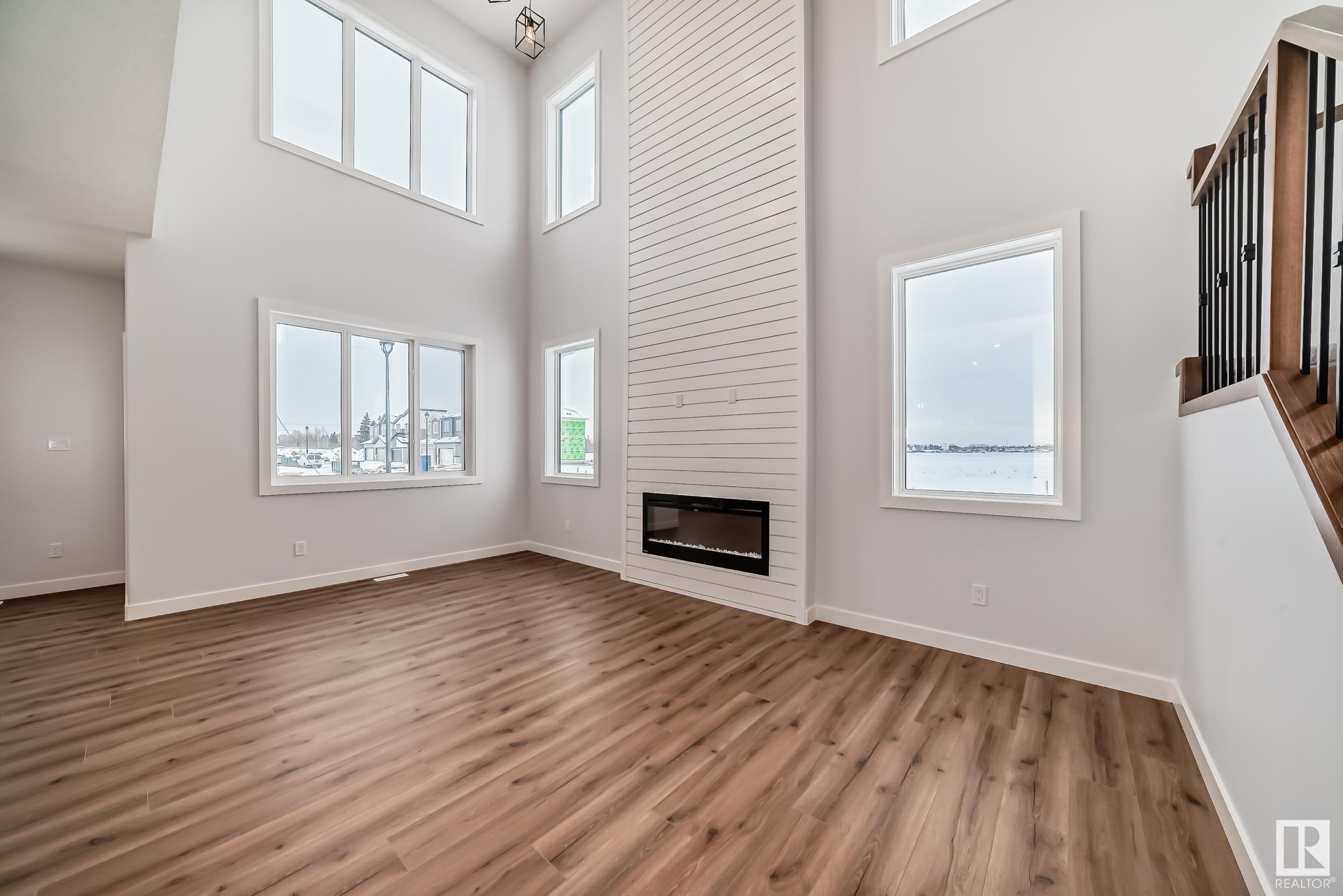      352 Bluff CV , Leduc,  ,T9E 1S2 ;  Listing Number: MLS E4416346