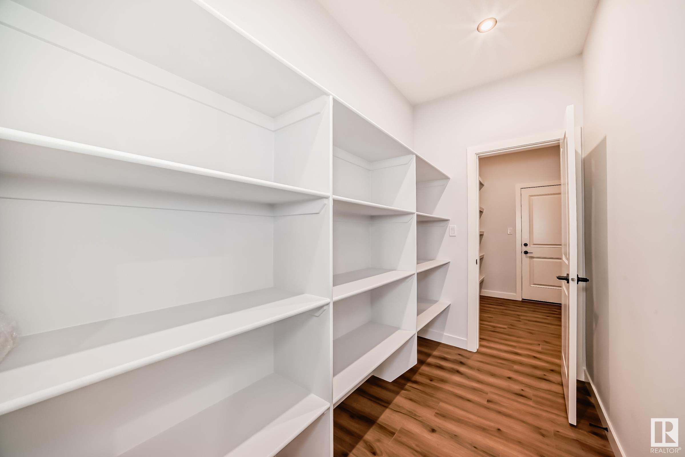      354 Bluff CV , Leduc,  ,T9E 1S2 ;  Listing Number: MLS E4416348
