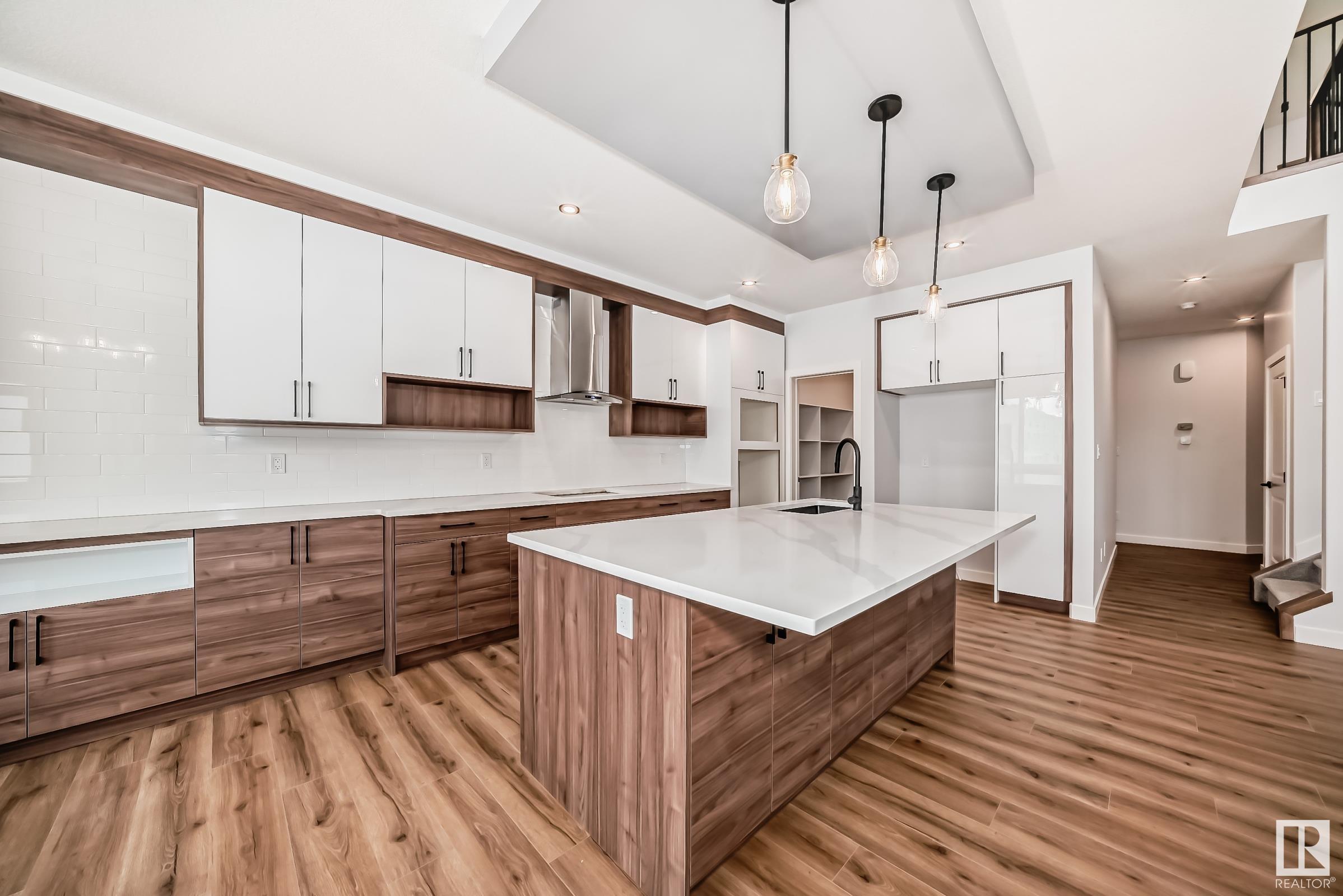      354 Bluff CV , Leduc,  ,T9E 1S2 ;  Listing Number: MLS E4416348