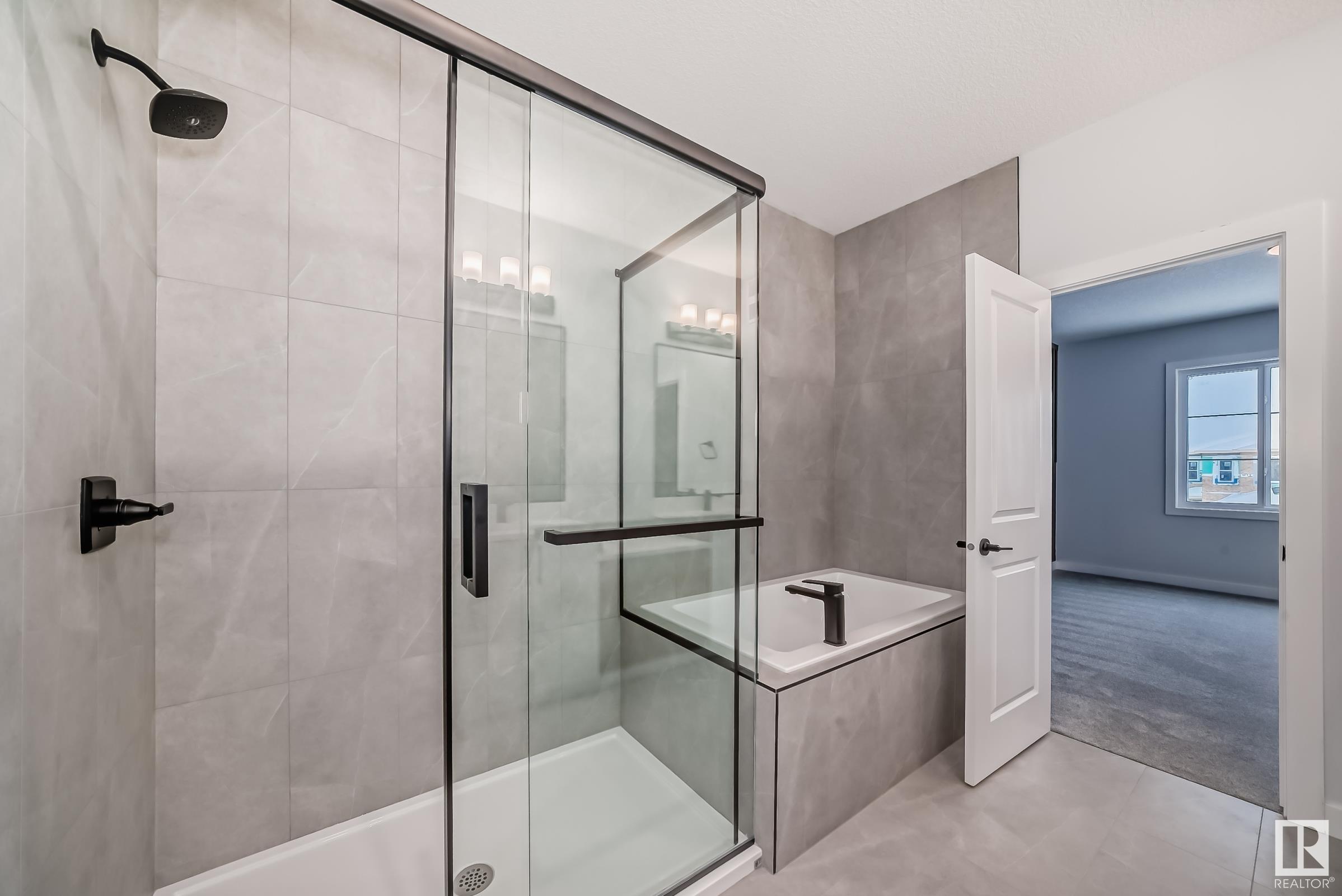      356 Bluff CV , Leduc,  ,T9E 1S2 ;  Listing Number: MLS E4416349