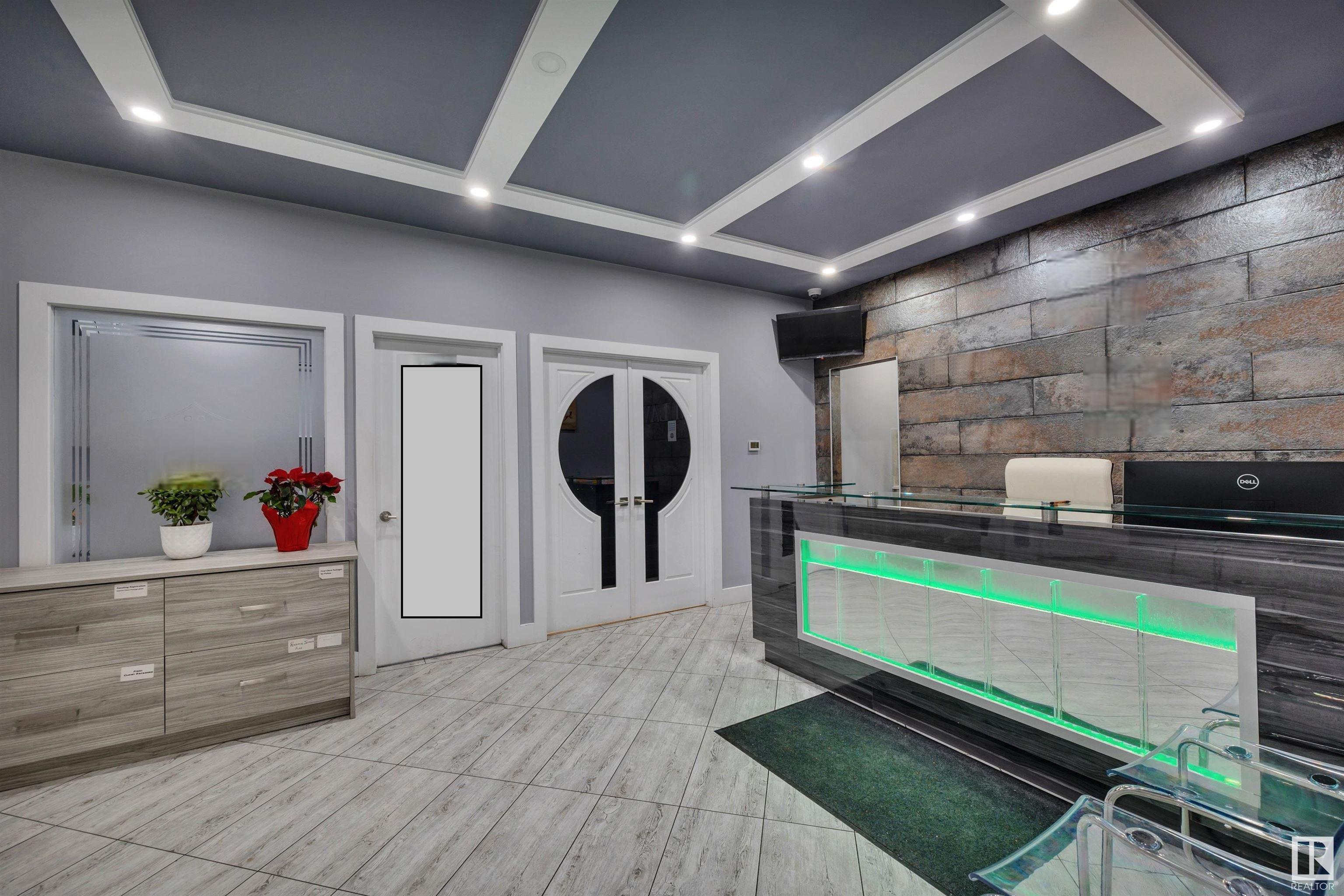      0 0 AV NW , Edmonton,  ,T6J 6V4 ;  Listing Number: MLS E4416350