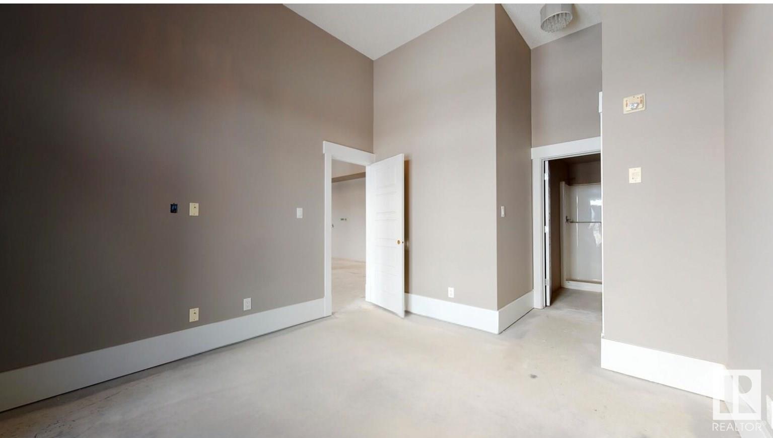      #601 10518 113 ST NW , Edmonton,  ,T5H 3H5 ;  Listing Number: MLS E4416354