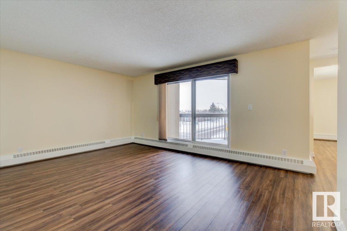      #301 10511 19 AV NW , Edmonton,  ,T6J 5S8 ;  Listing Number: MLS E4416357
