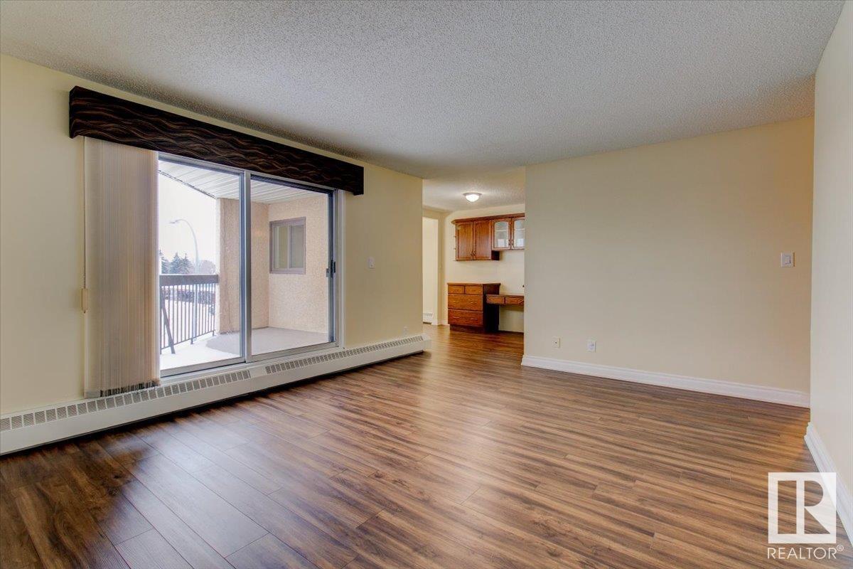     #301 10511 19 AV NW , Edmonton,  ,T6J 5S8 ;  Listing Number: MLS E4416357