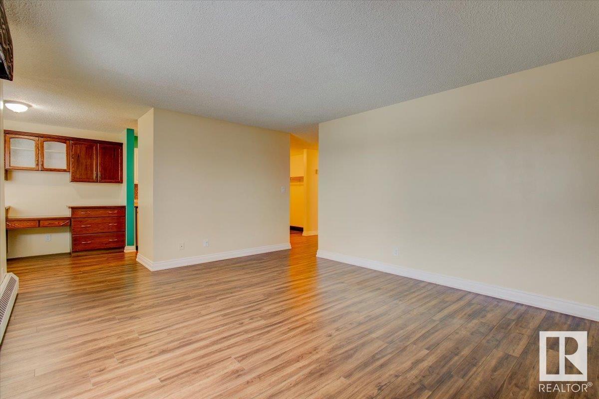      #301 10511 19 AV NW , Edmonton,  ,T6J 5S8 ;  Listing Number: MLS E4416357