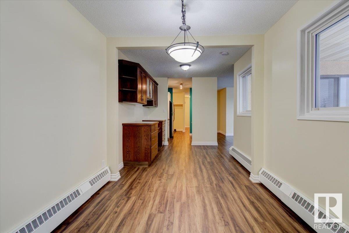      #301 10511 19 AV NW , Edmonton,  ,T6J 5S8 ;  Listing Number: MLS E4416357