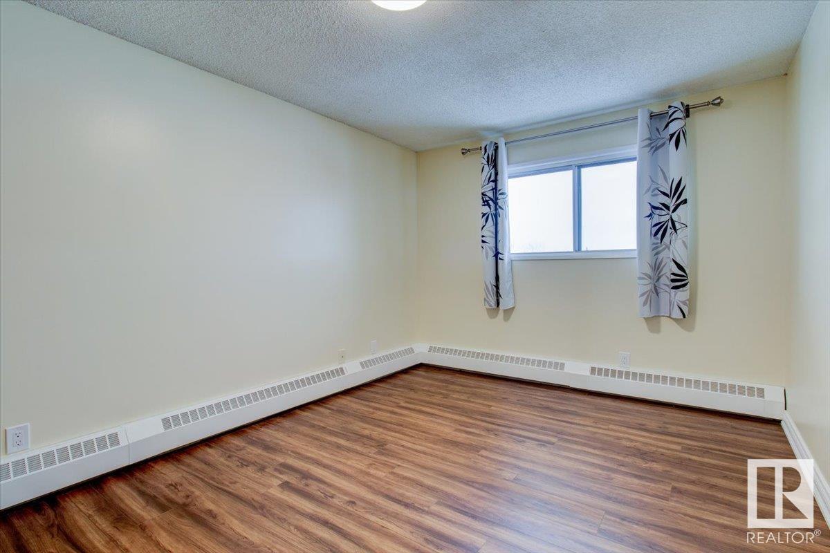      #301 10511 19 AV NW , Edmonton,  ,T6J 5S8 ;  Listing Number: MLS E4416357