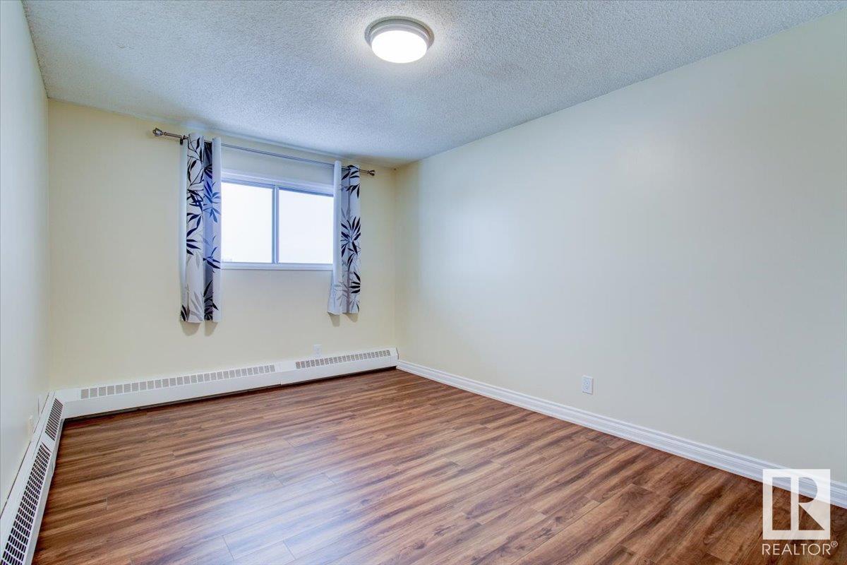      #301 10511 19 AV NW , Edmonton,  ,T6J 5S8 ;  Listing Number: MLS E4416357