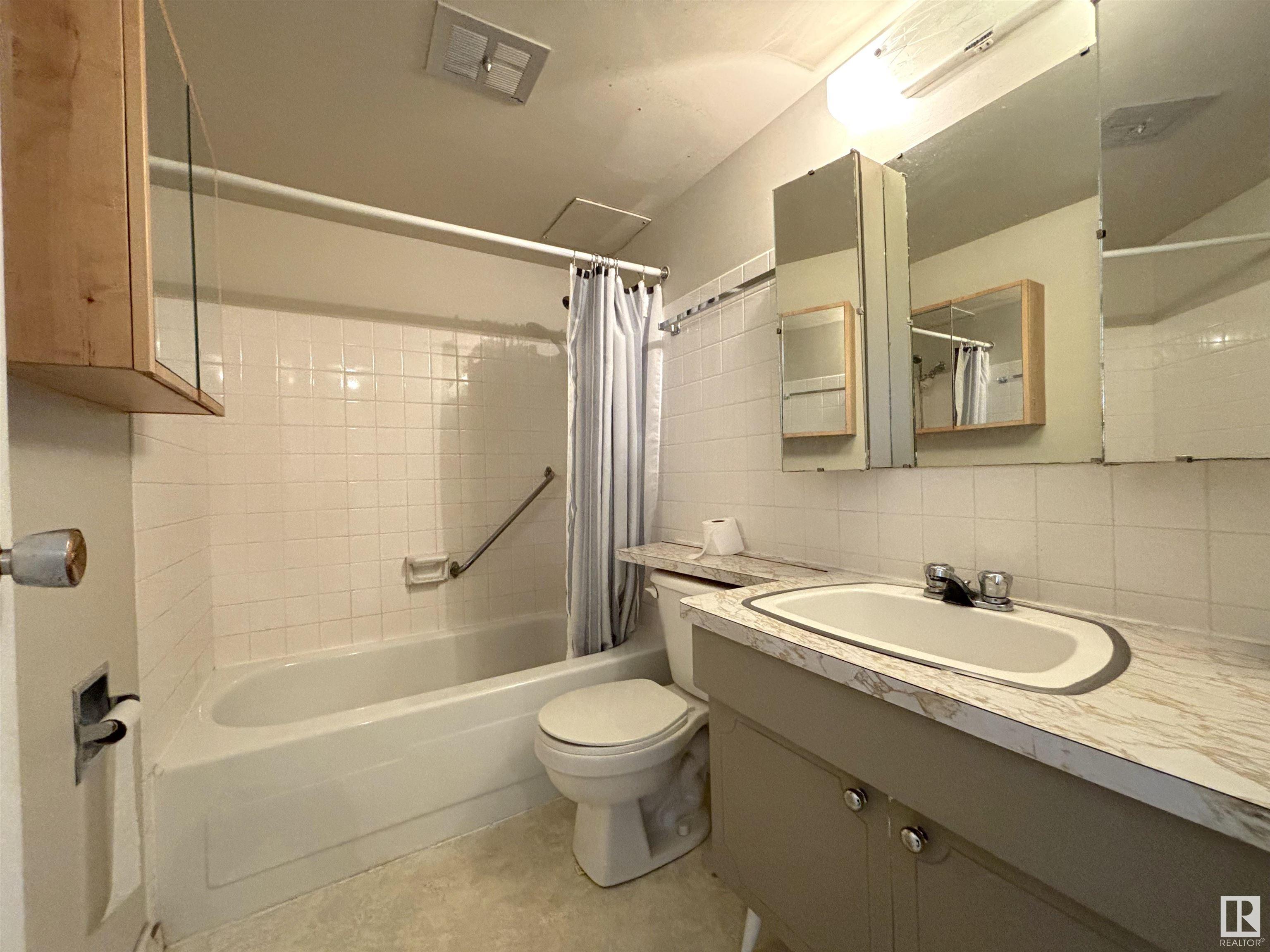      #604 11007 83 AV NW , Edmonton,  ,T6G 0T9 ;  Listing Number: MLS E4416358
