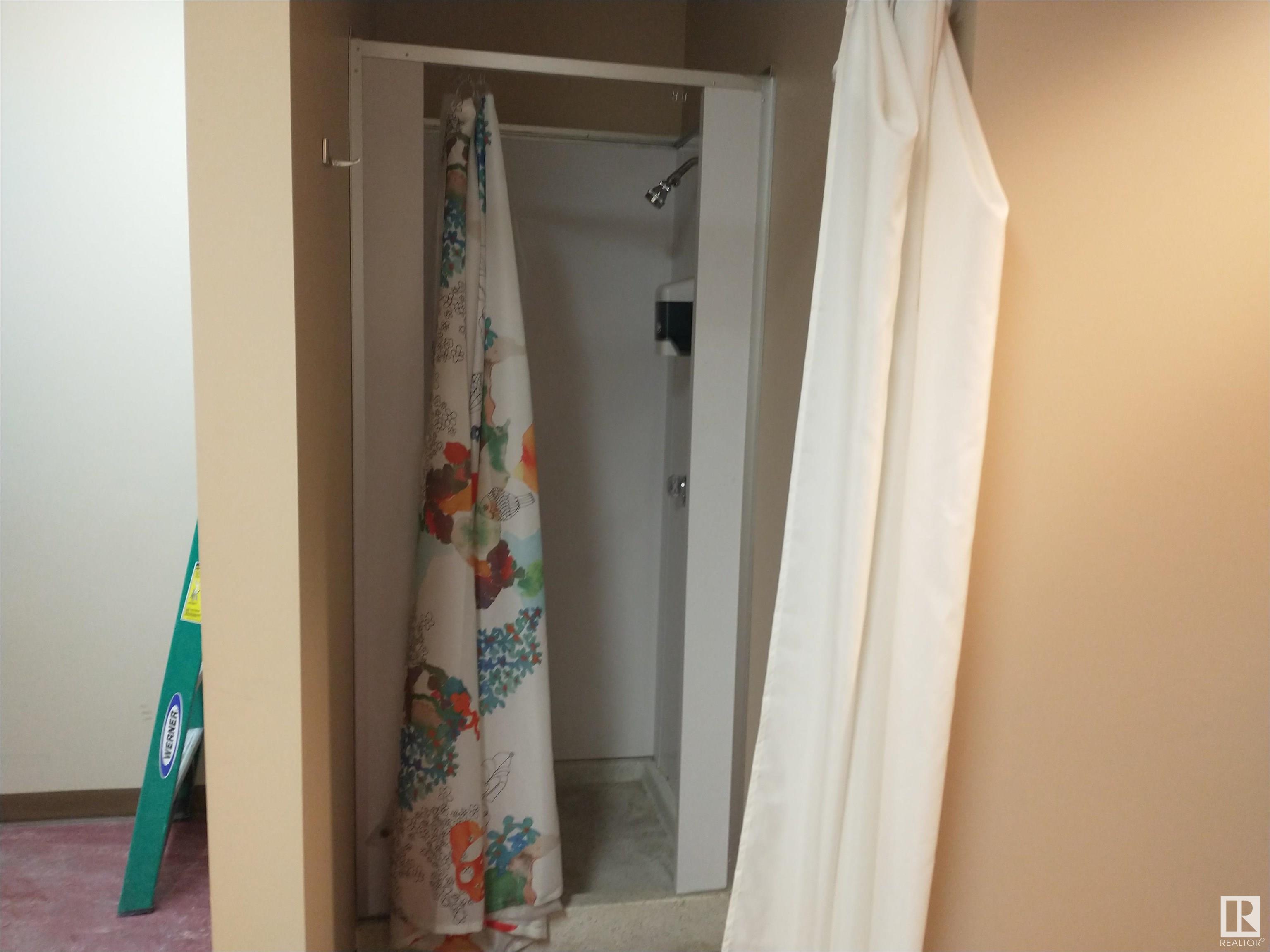      9420 111 AV NW , Edmonton,  ,T5G 0A4 ;  Listing Number: MLS E4416365