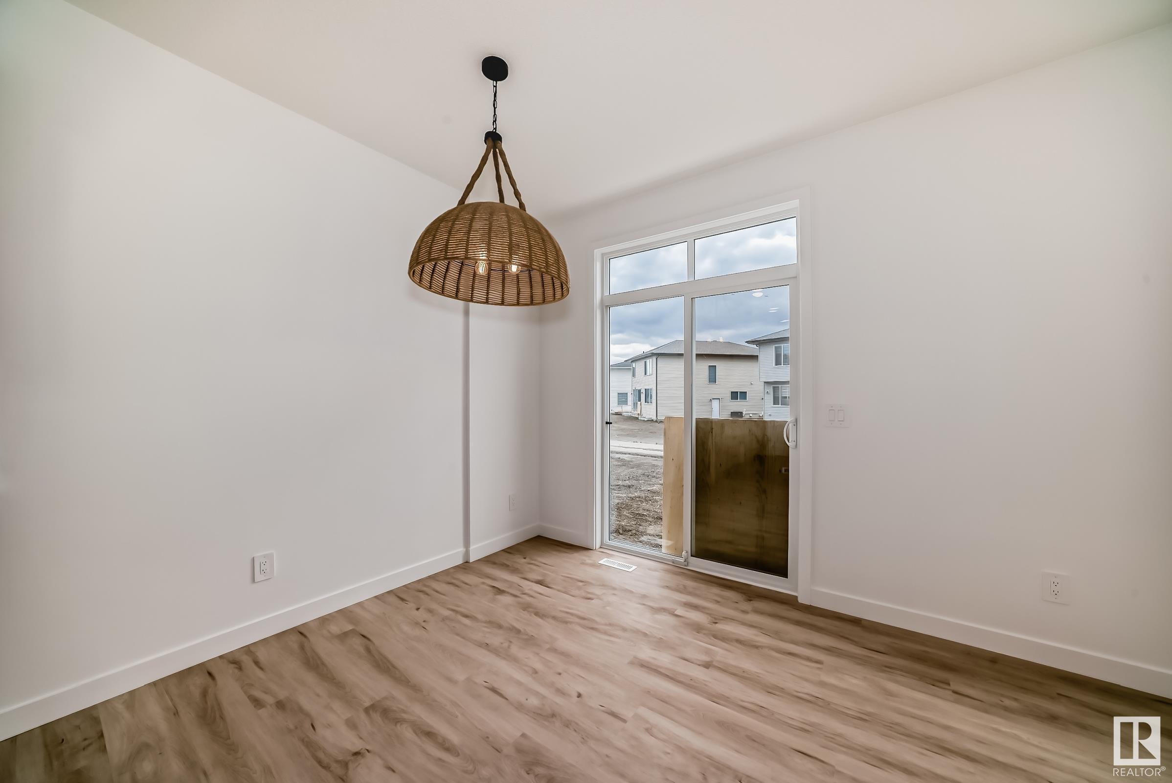      3412 168 ST SW , Edmonton,  ,T6W 5M2 ;  Listing Number: MLS E4416370