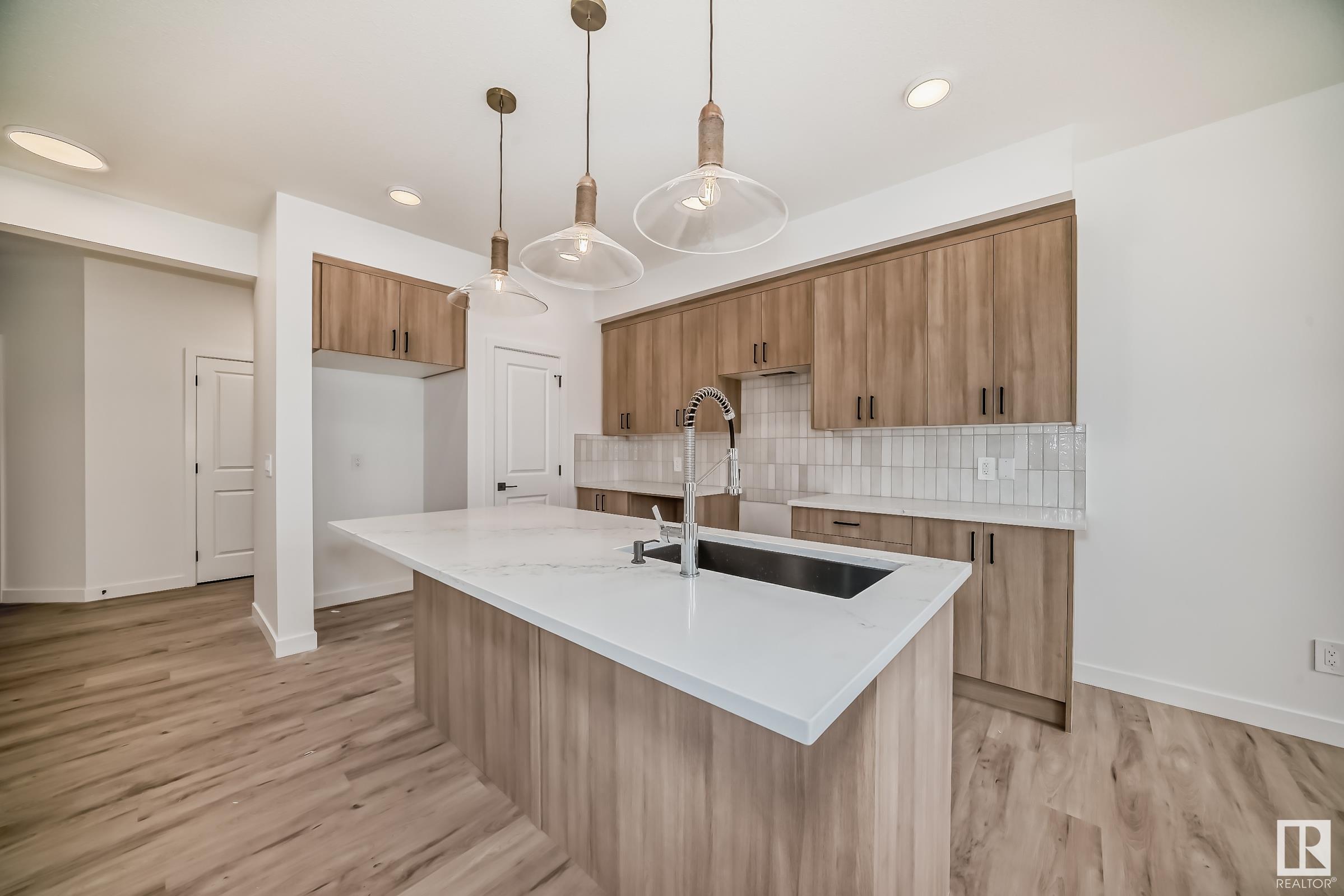      3412 168 ST SW , Edmonton,  ,T6W 5M2 ;  Listing Number: MLS E4416370