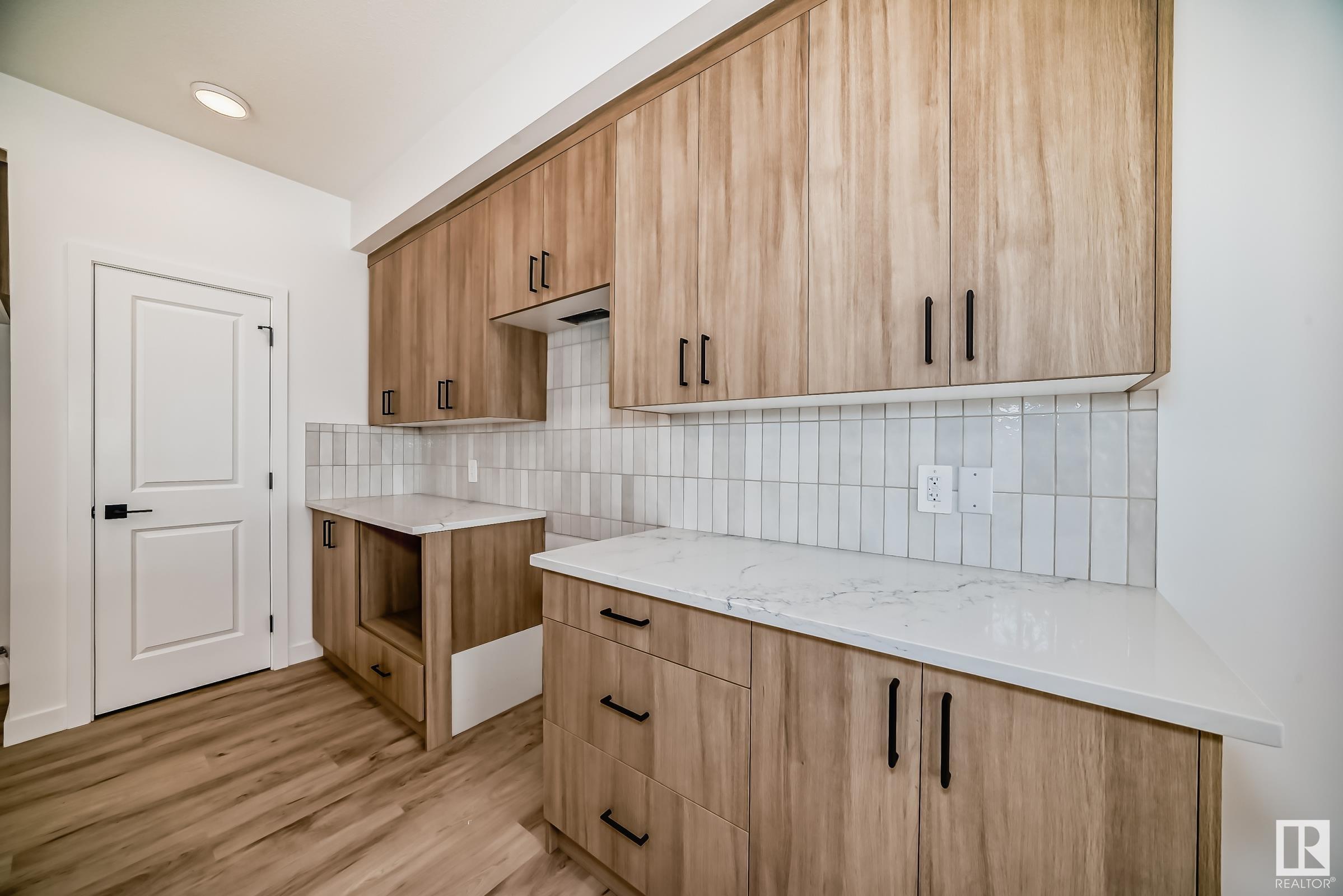      3412 168 ST SW , Edmonton,  ,T6W 5M2 ;  Listing Number: MLS E4416370