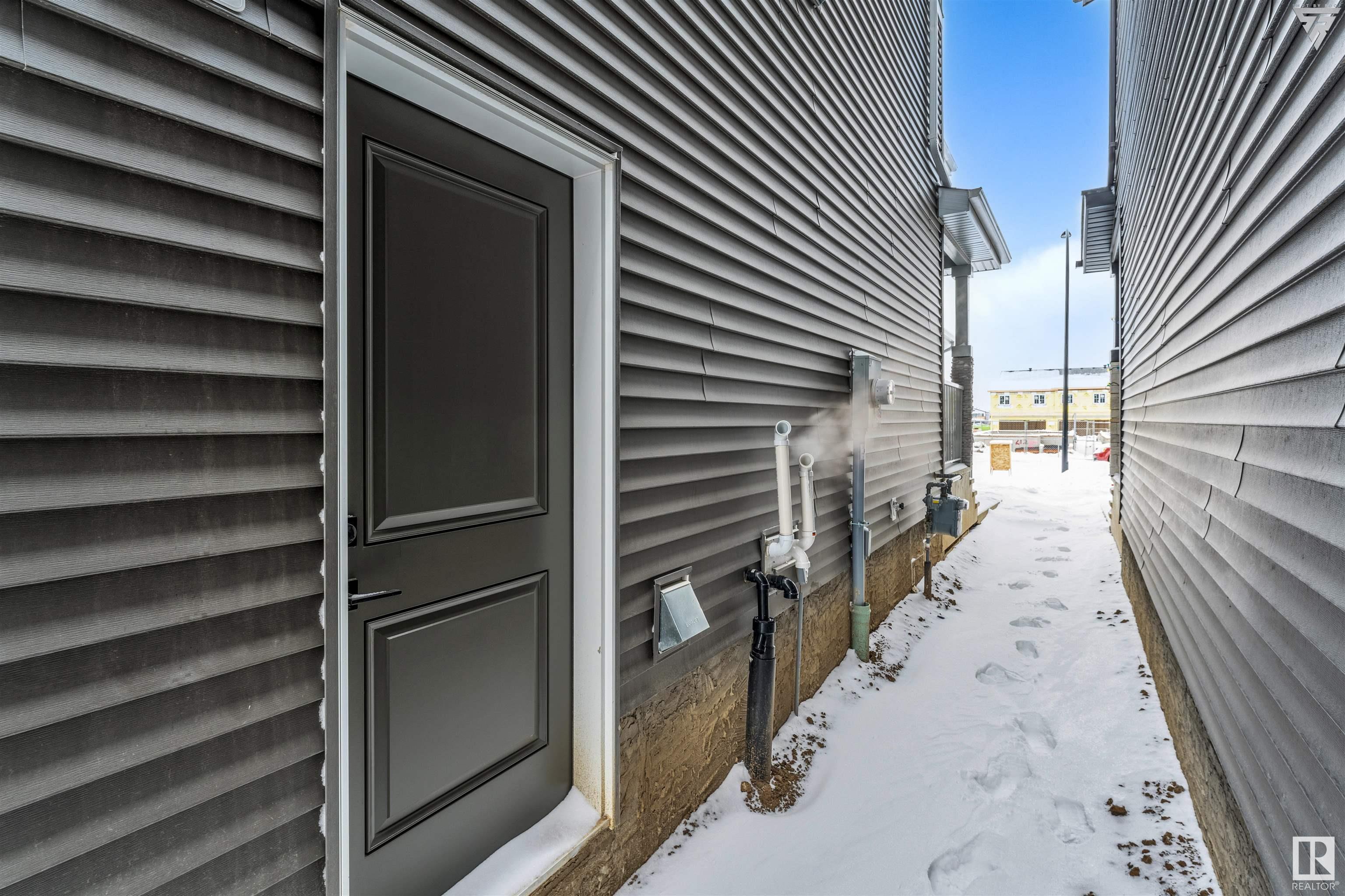      211 28 ST SW , Edmonton,  ,T6X 2W4 ;  Listing Number: MLS E4416396