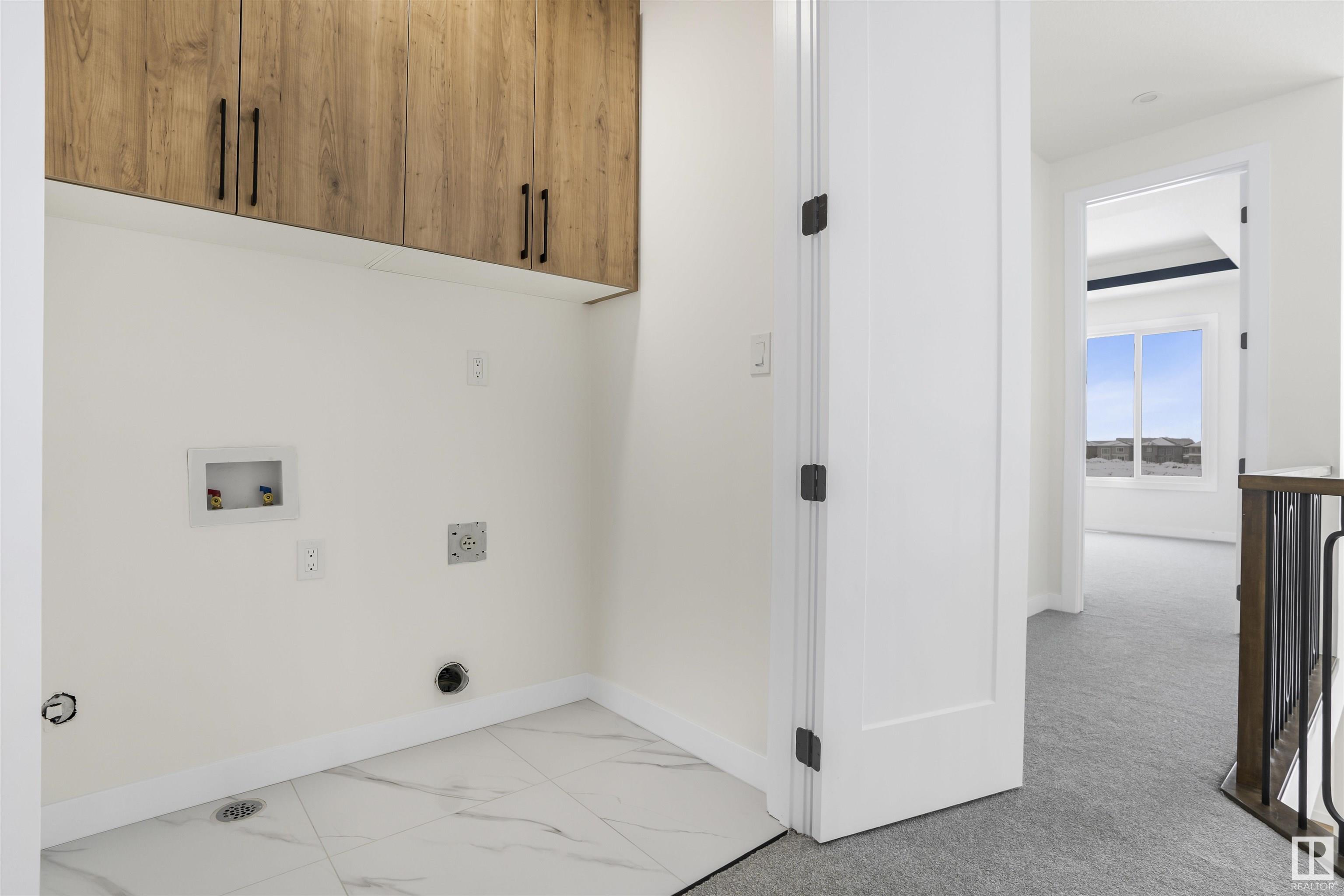      410 Pine Point , Leduc,  ,T9E 1S7 ;  Listing Number: MLS E4416398